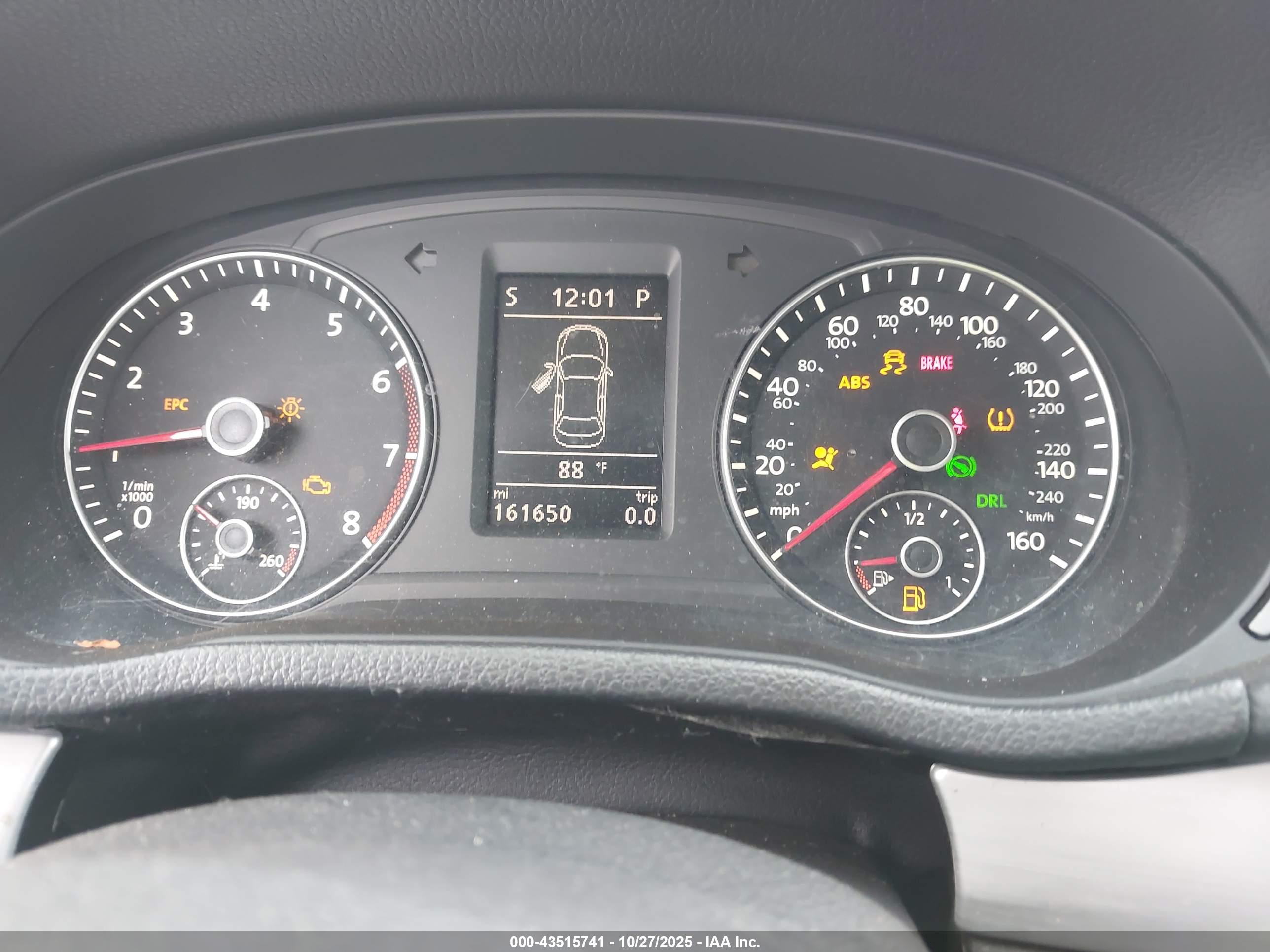 VOLKSWAGEN PASSAT image 7