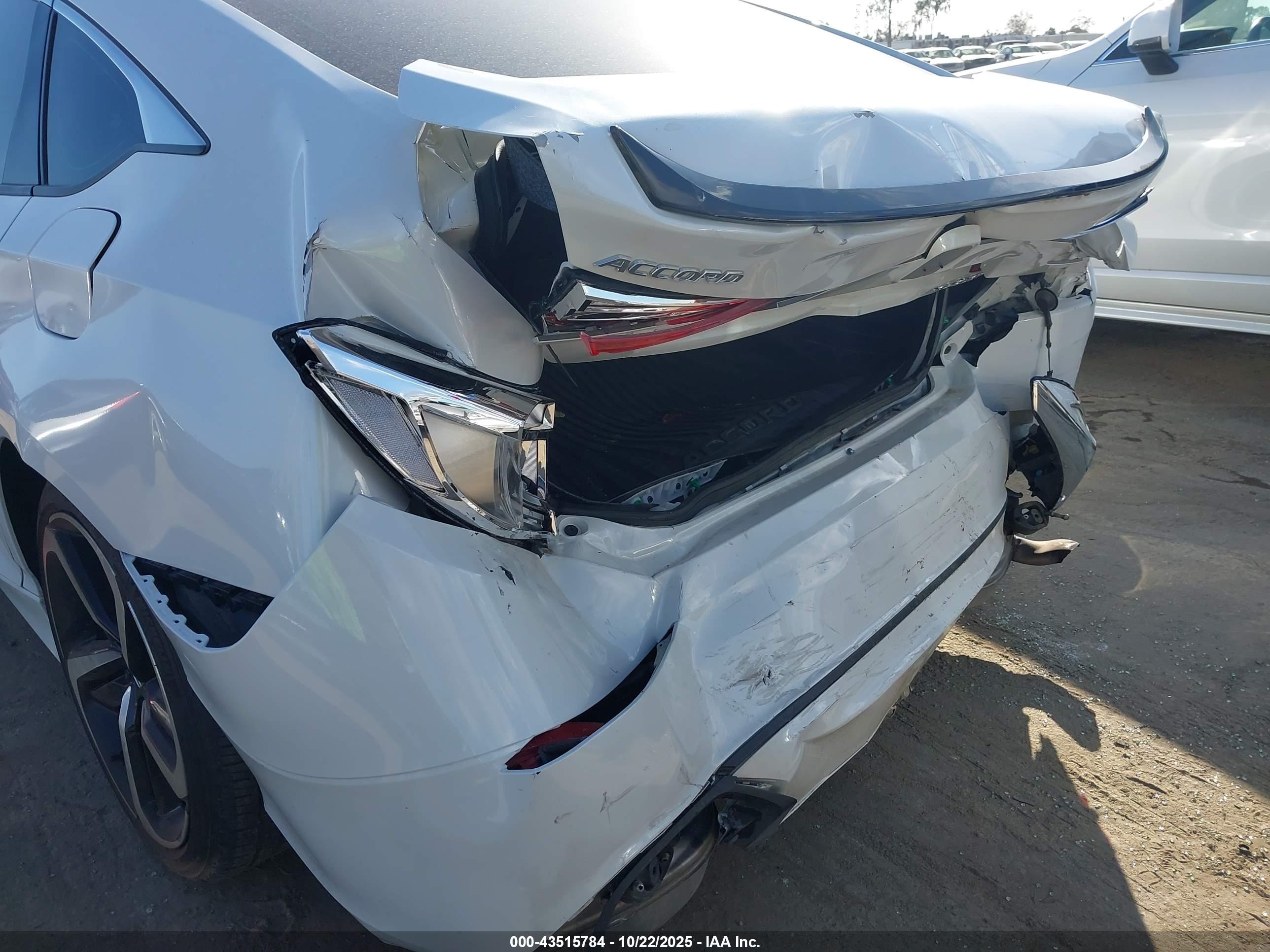 HONDA ACCORD image 6