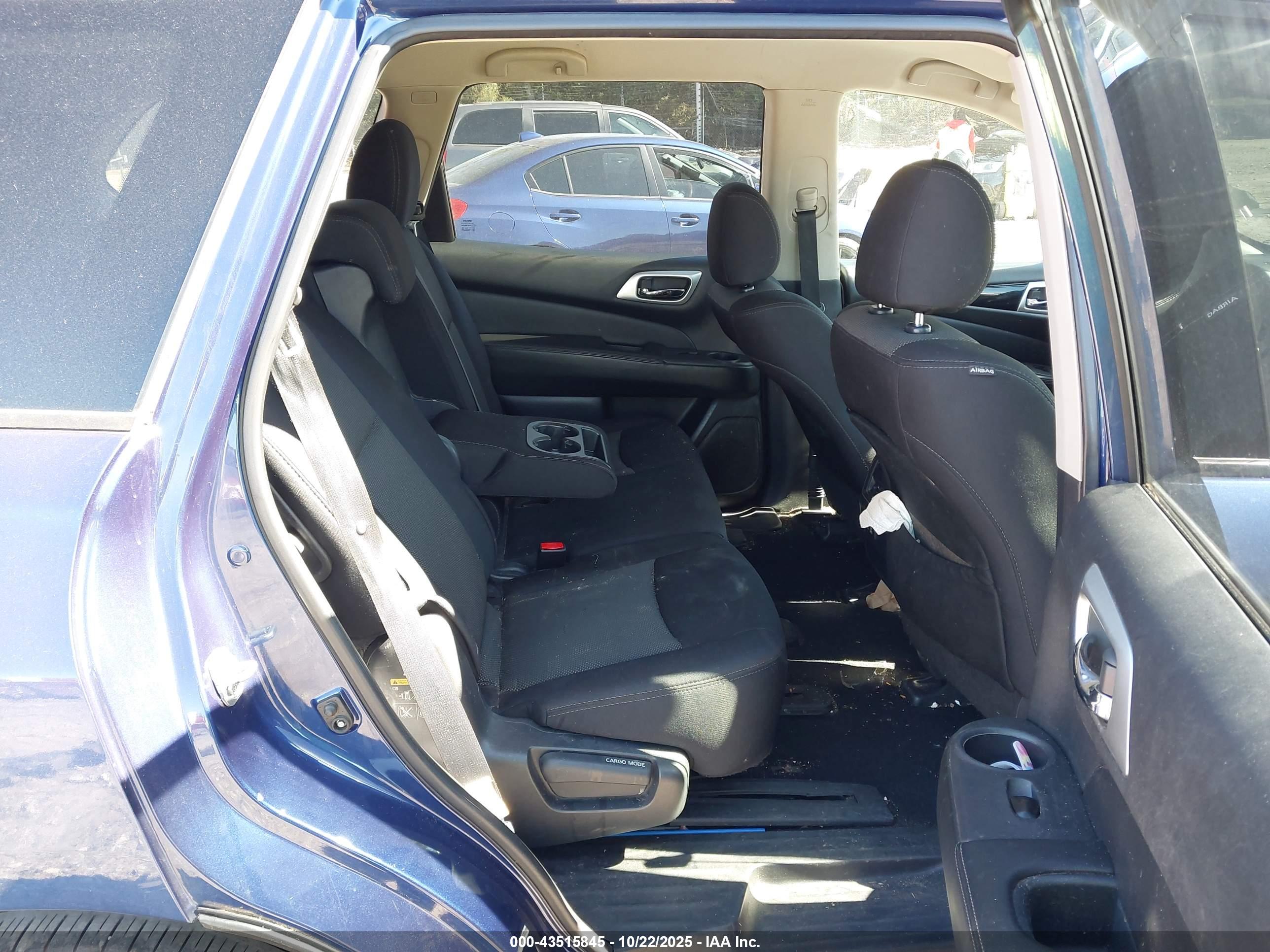 NISSAN PATHFINDER image 8