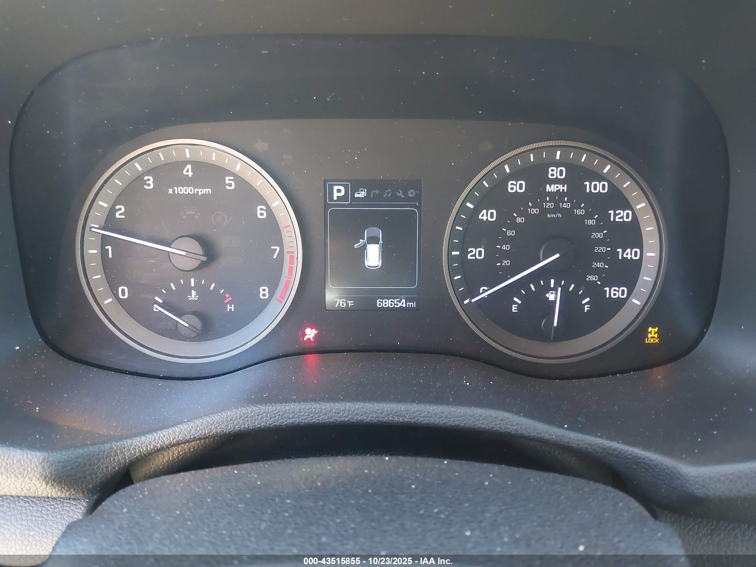 HYUNDAI TUCSON image 7