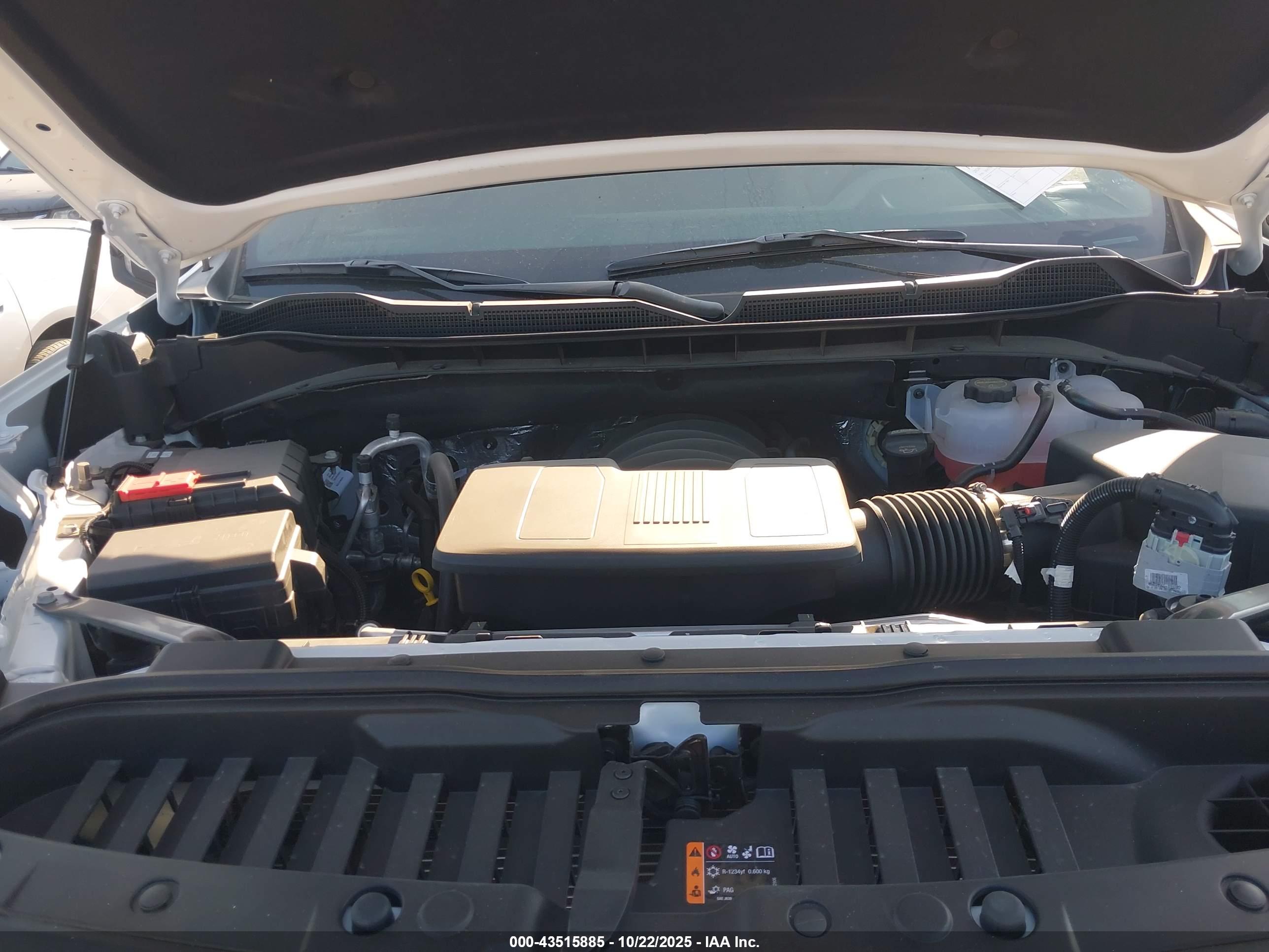 CHEVROLET SILVERADO image 10