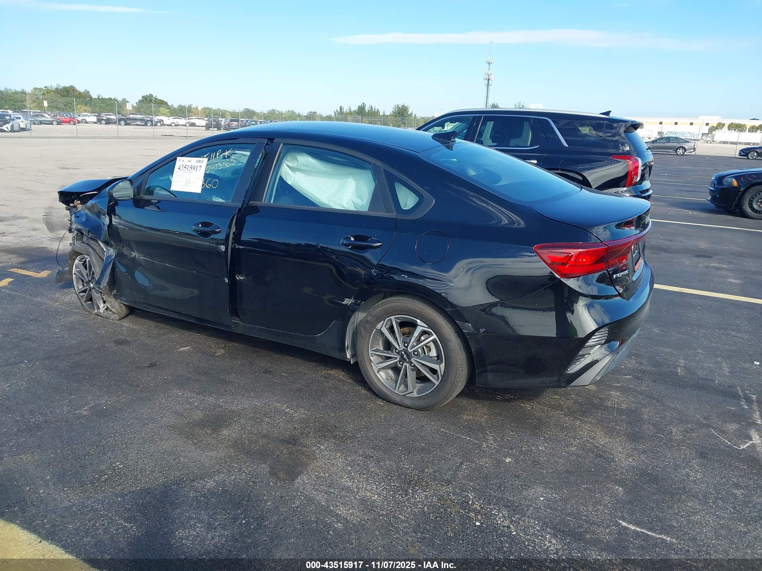 KIA FORTE image 3