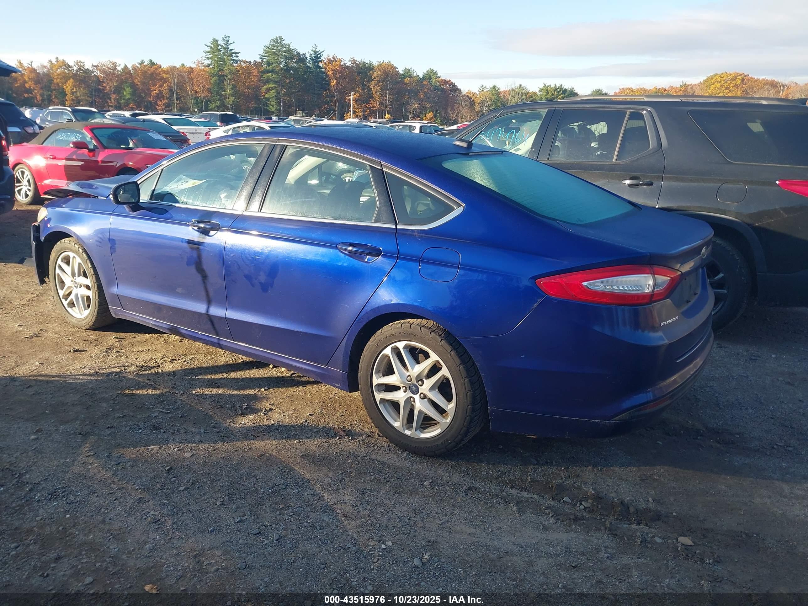 FORD FUSION image 3