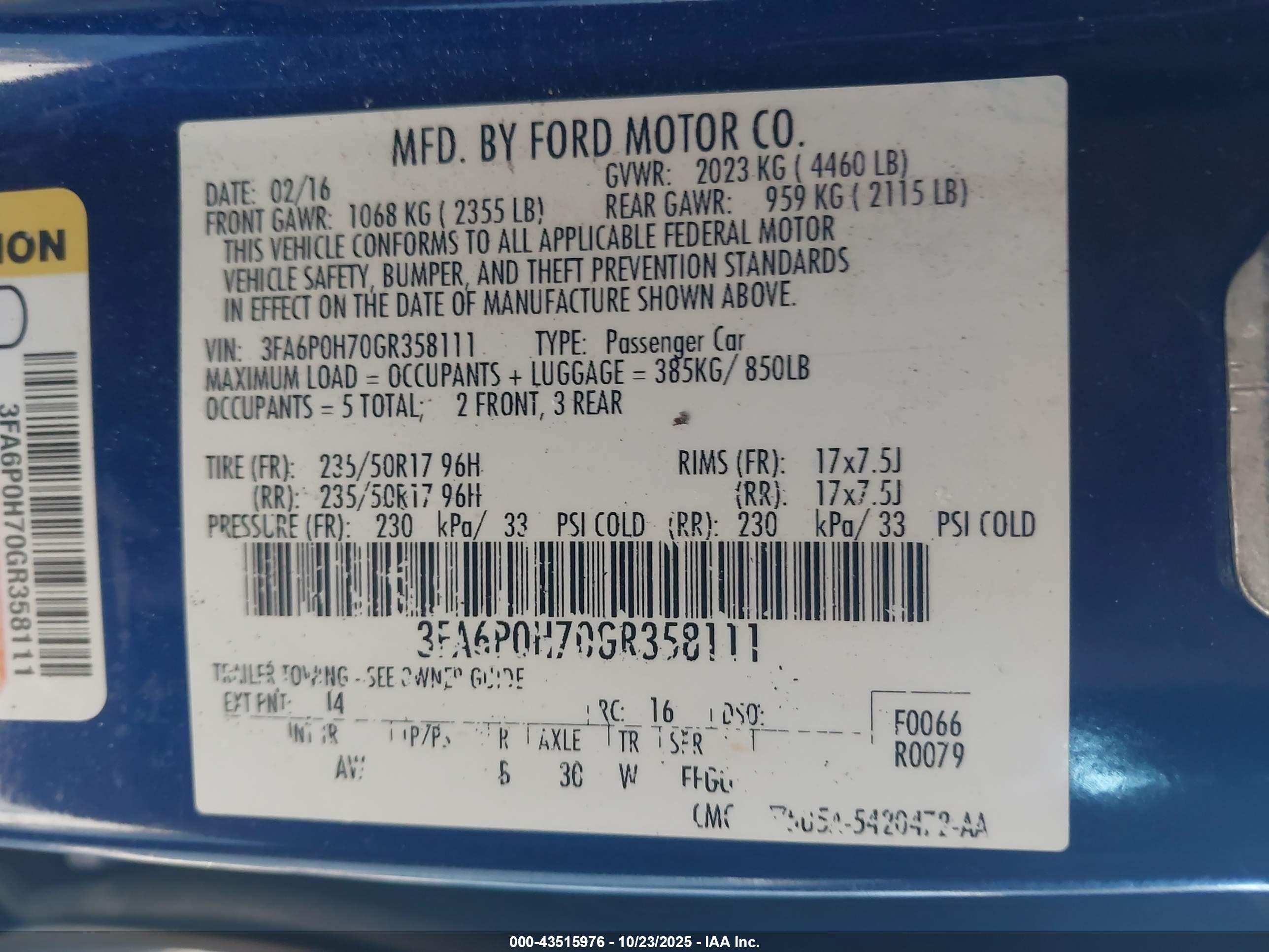 FORD FUSION image 9