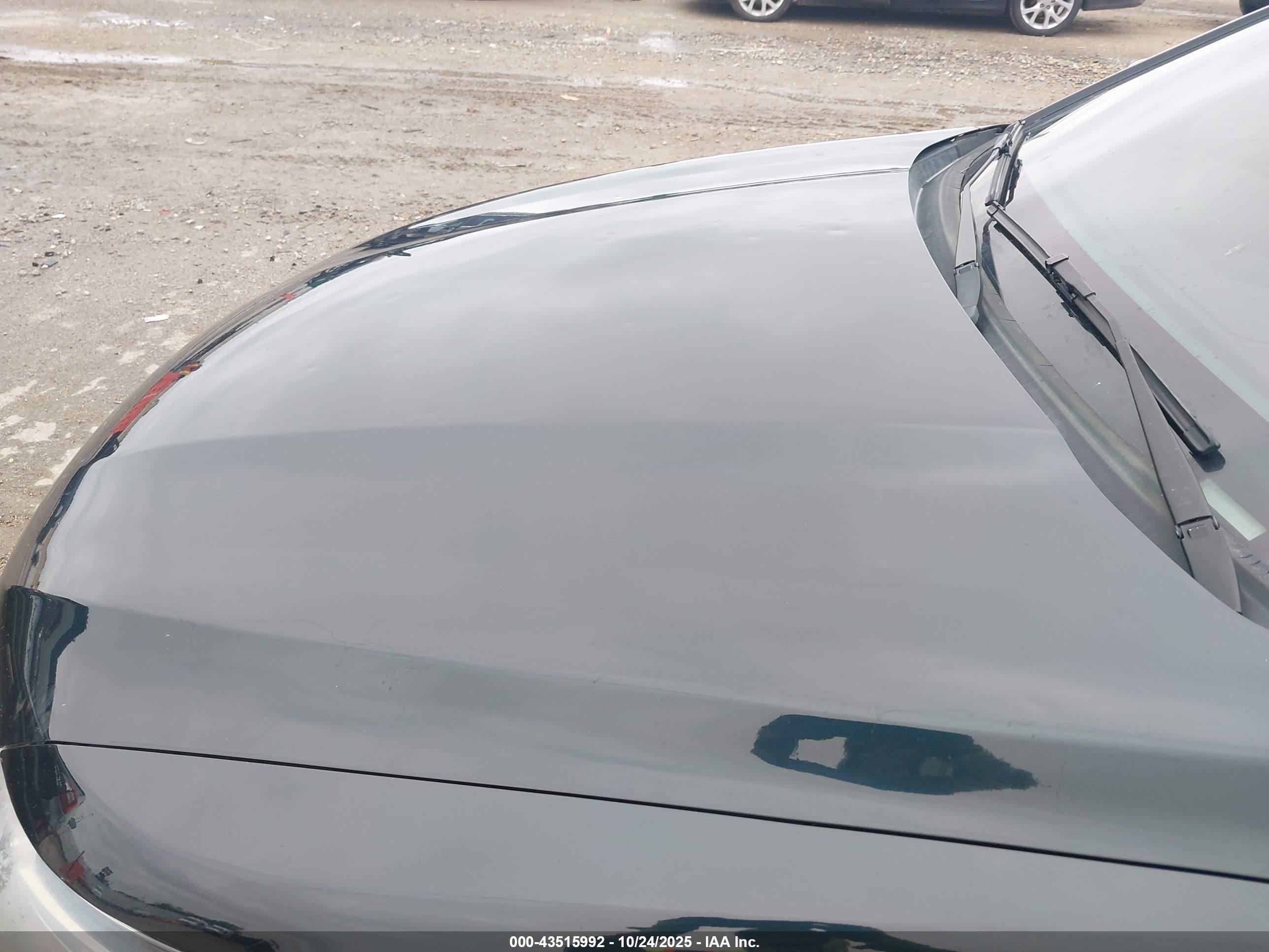 FORD TAURUS image 6