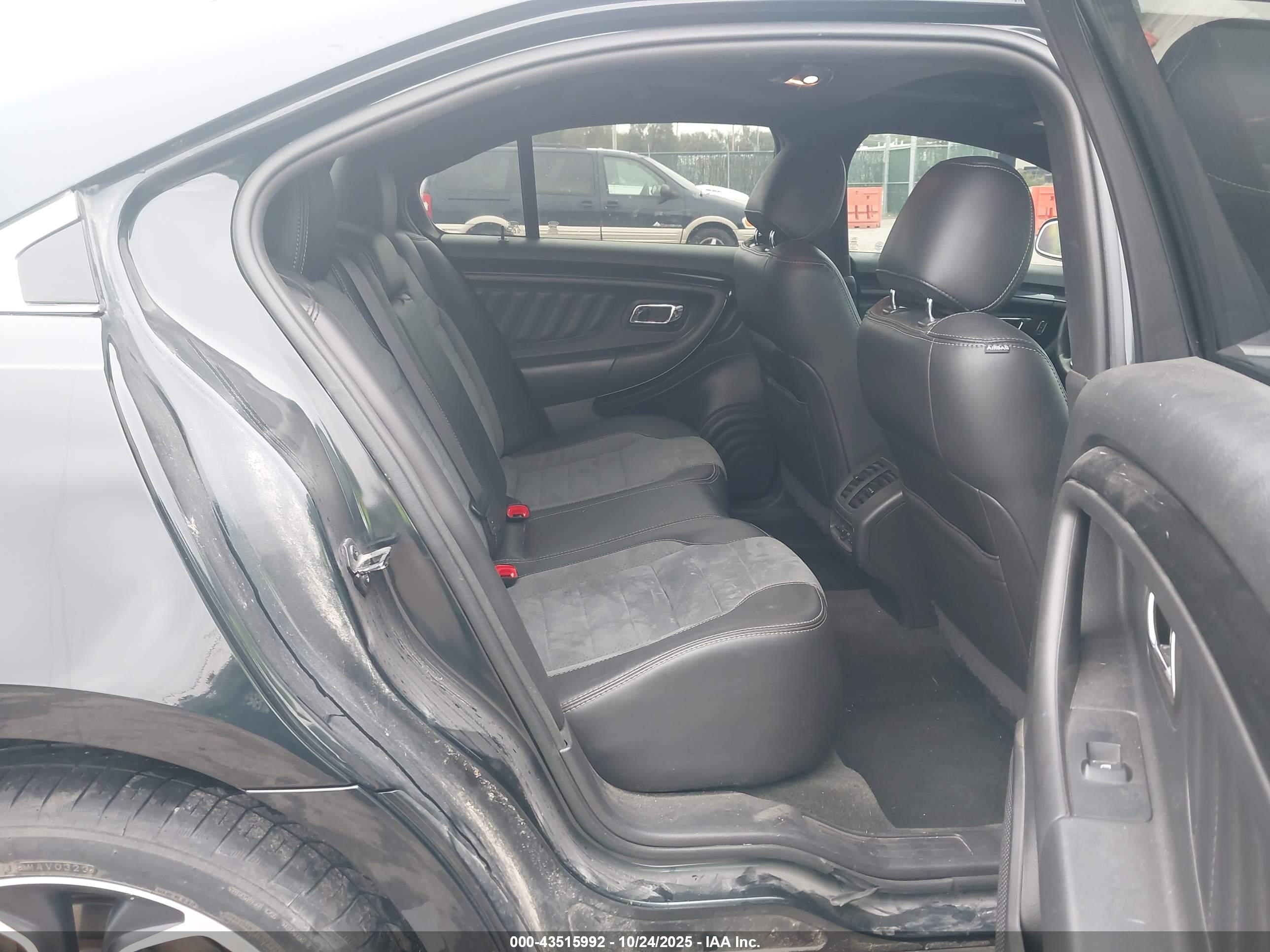 FORD TAURUS image 8