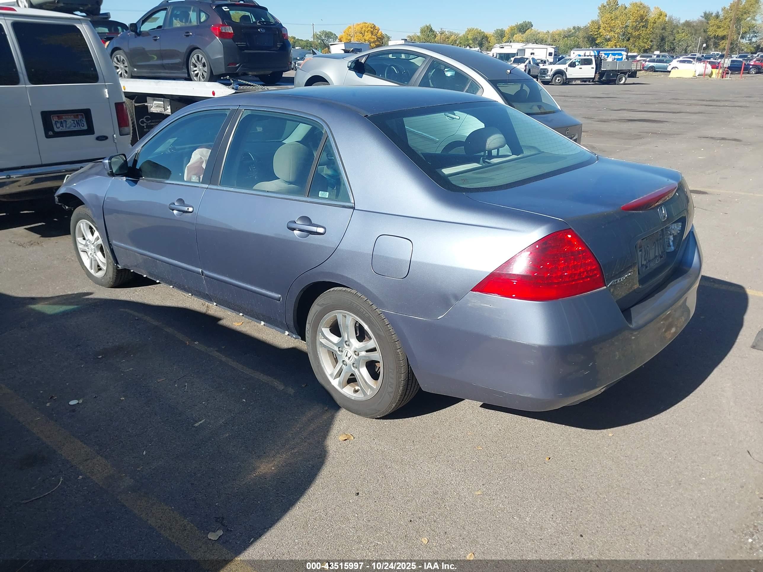 HONDA ACCORD image 3