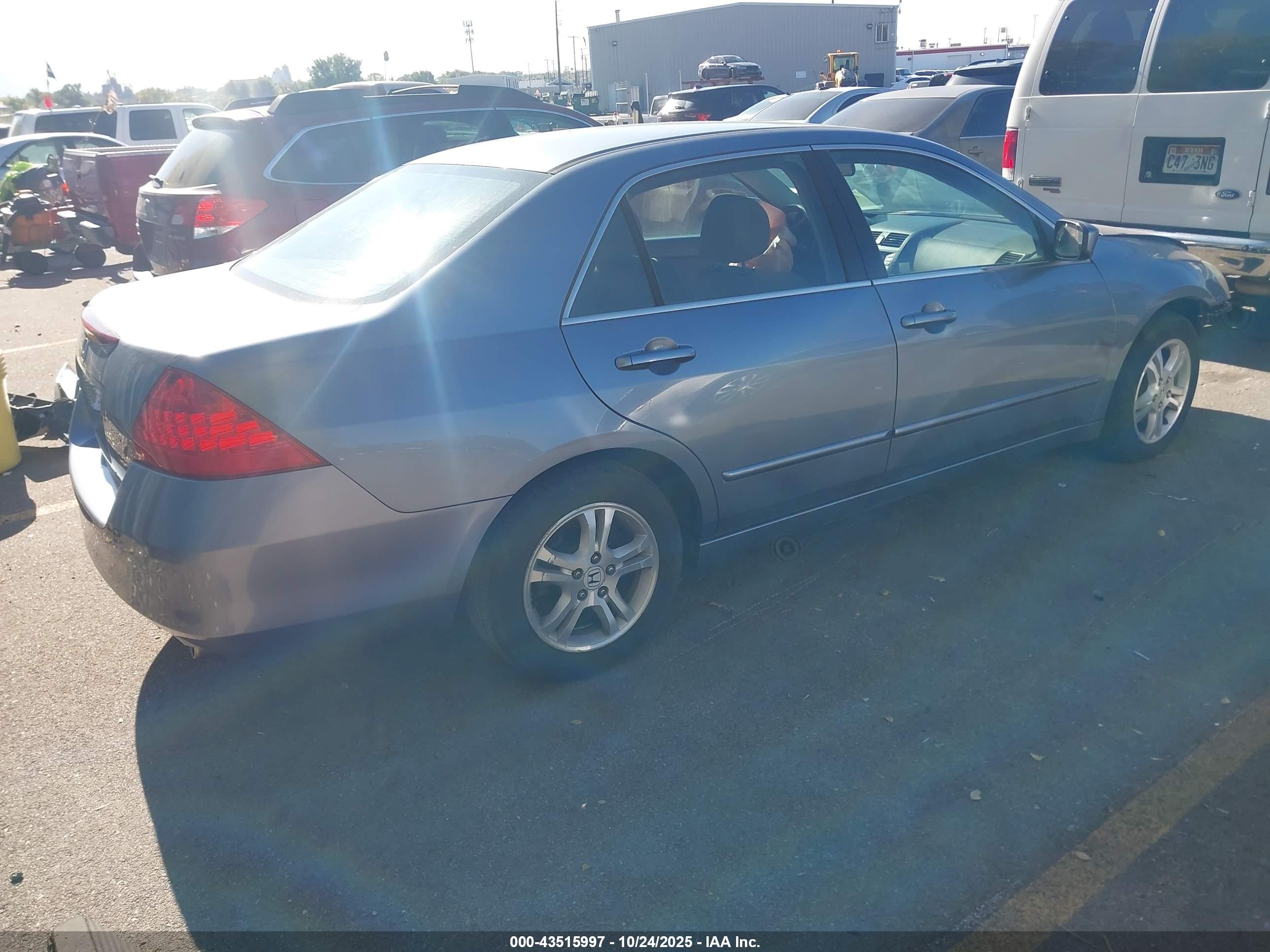HONDA ACCORD image 4
