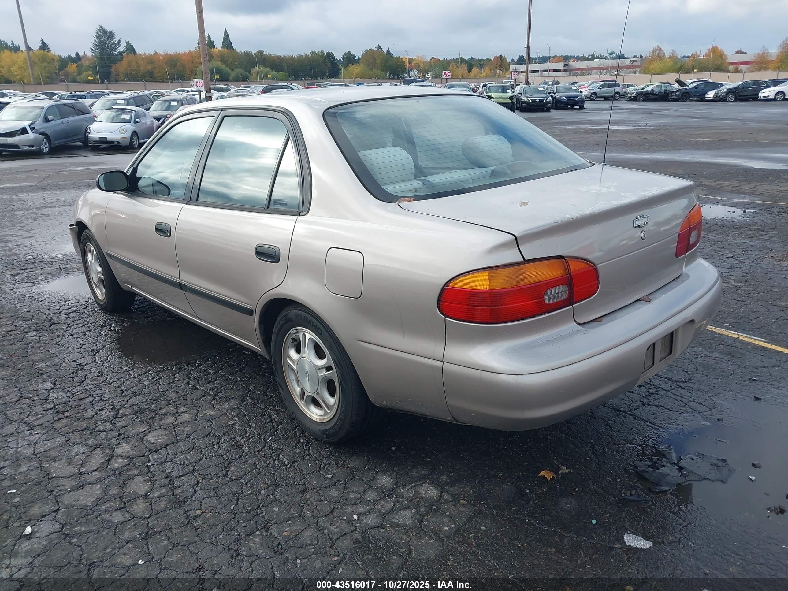 CHEVROLET PRIZM image 3