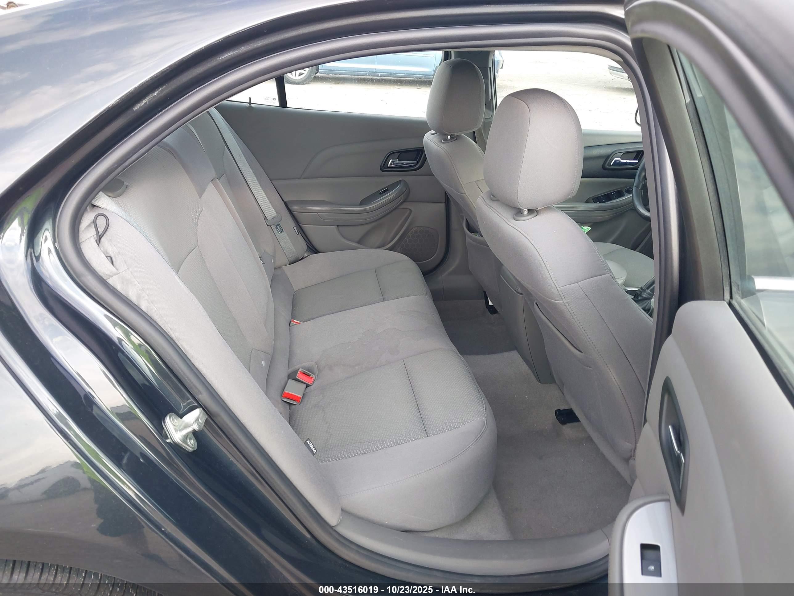CHEVROLET MALIBU image 8