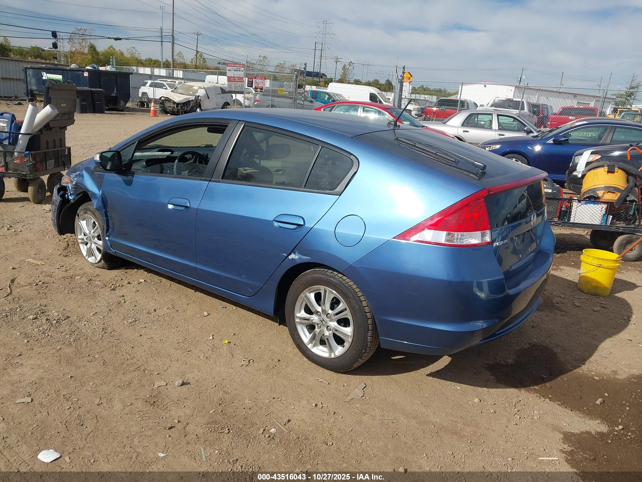 HONDA INSIGHT image 3