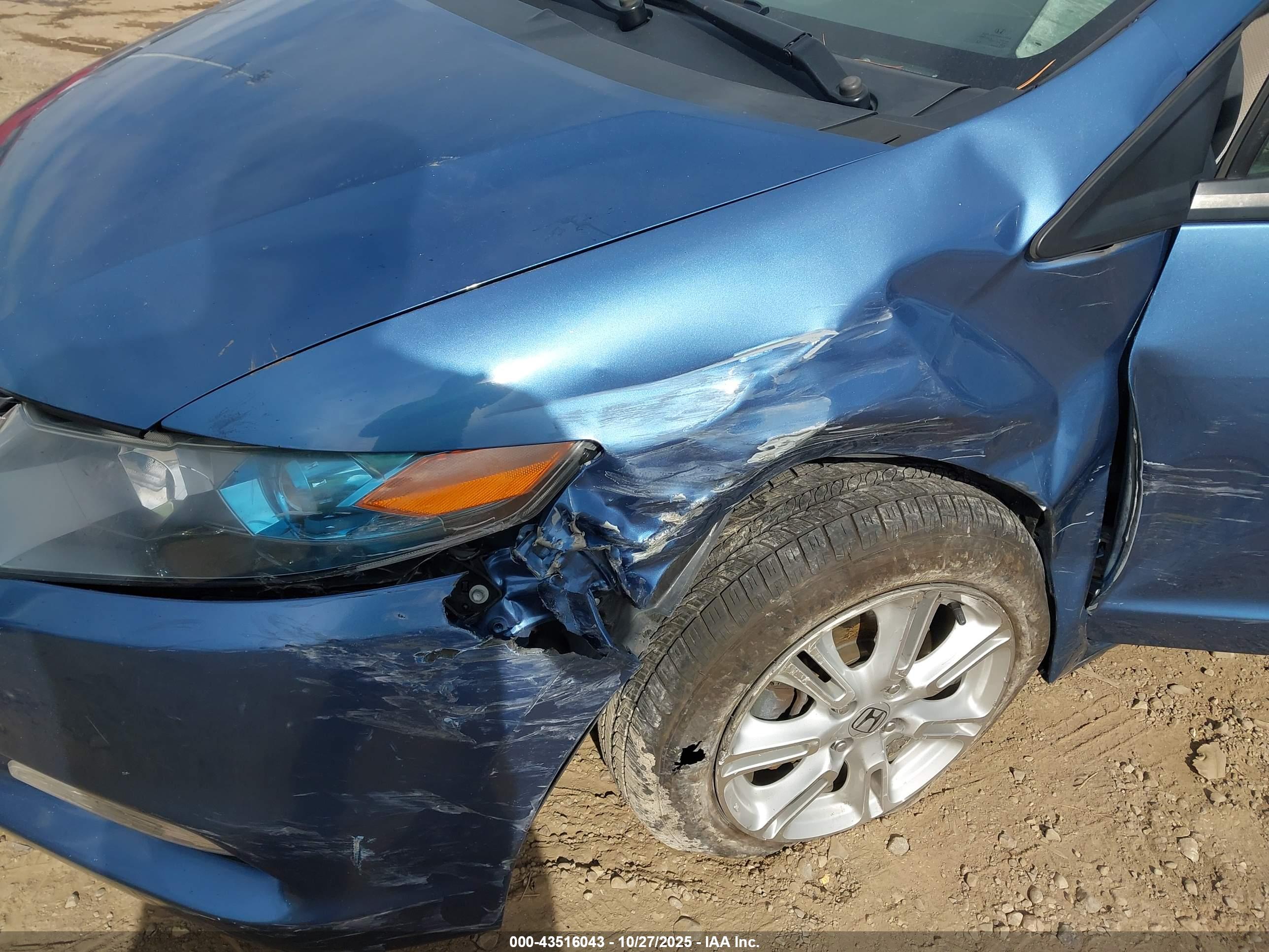HONDA INSIGHT image 6