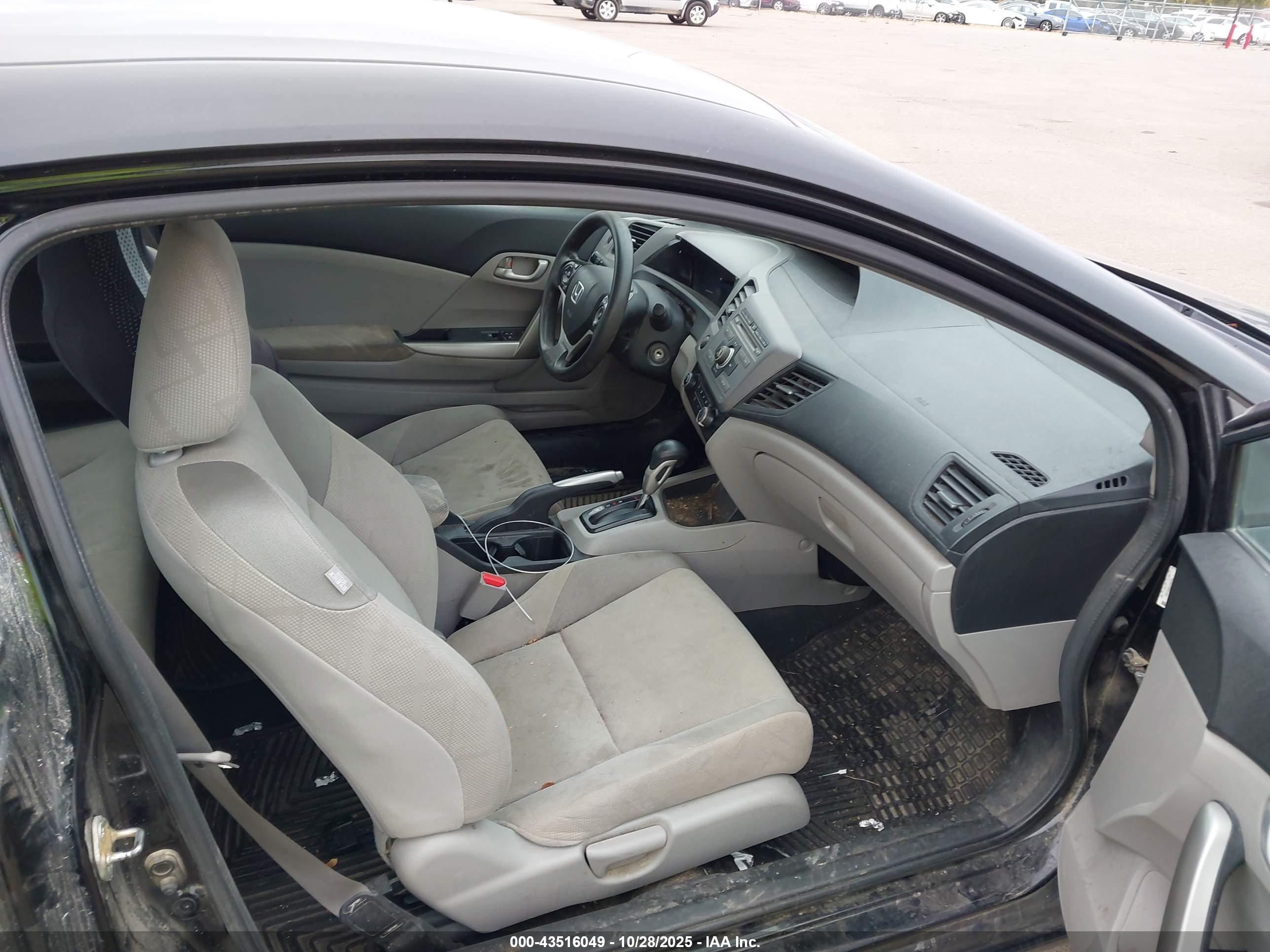 HONDA CIVIC image 5