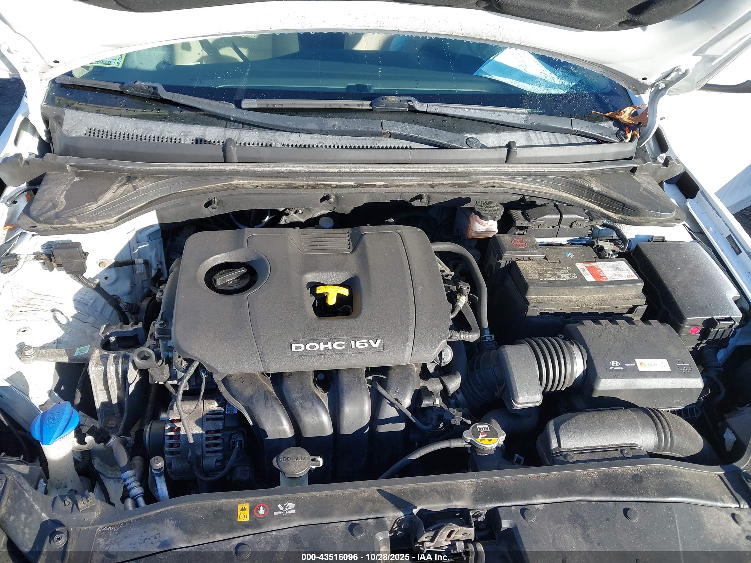 HYUNDAI ELANTRA image 10