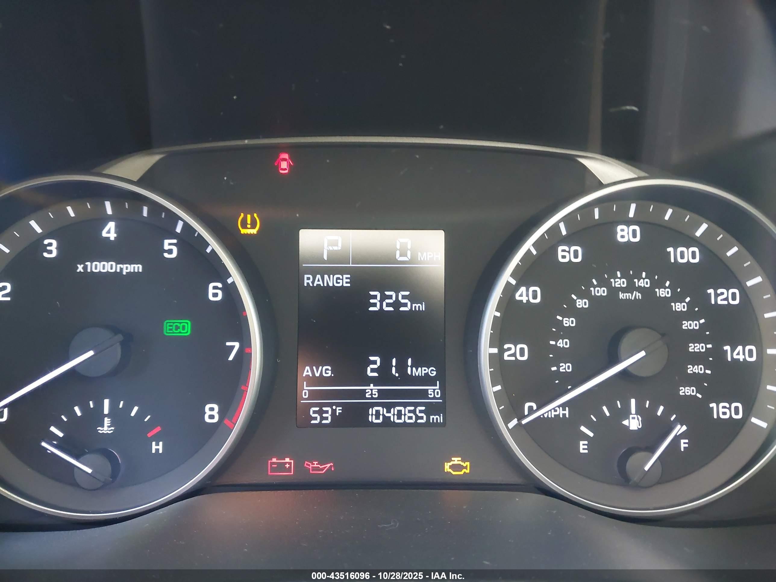 HYUNDAI ELANTRA image 7