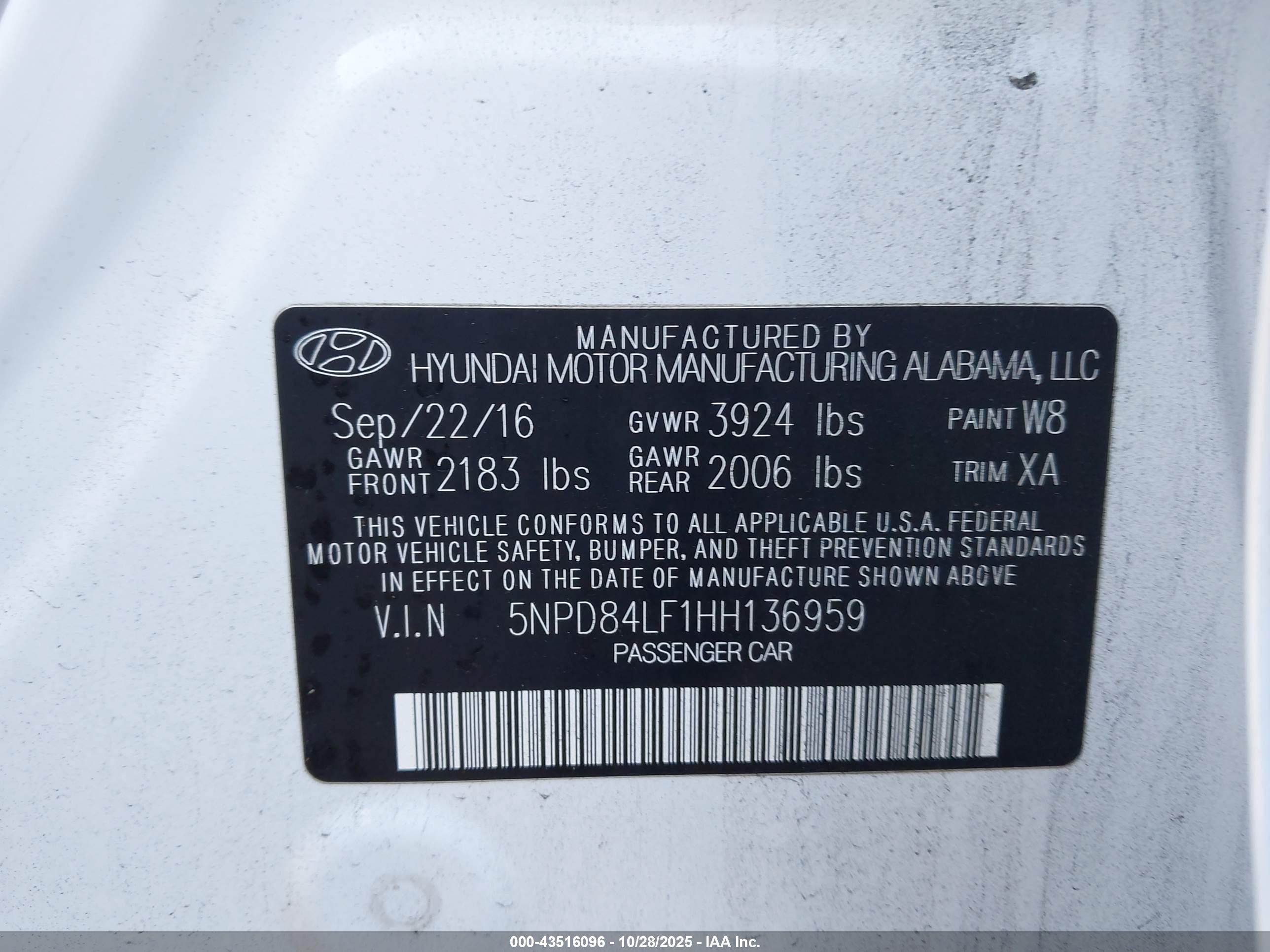HYUNDAI ELANTRA image 9