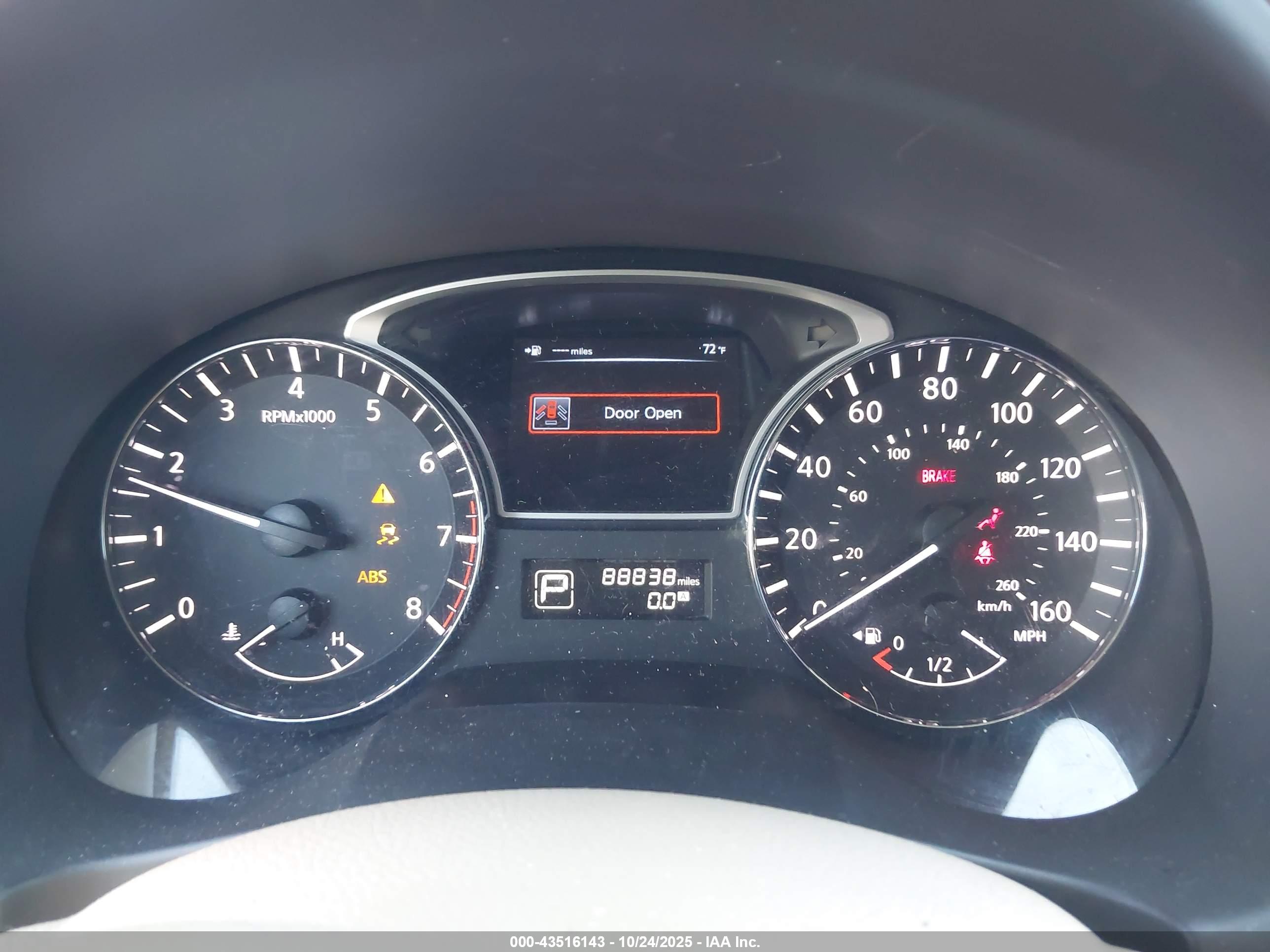 NISSAN ALTIMA image 7