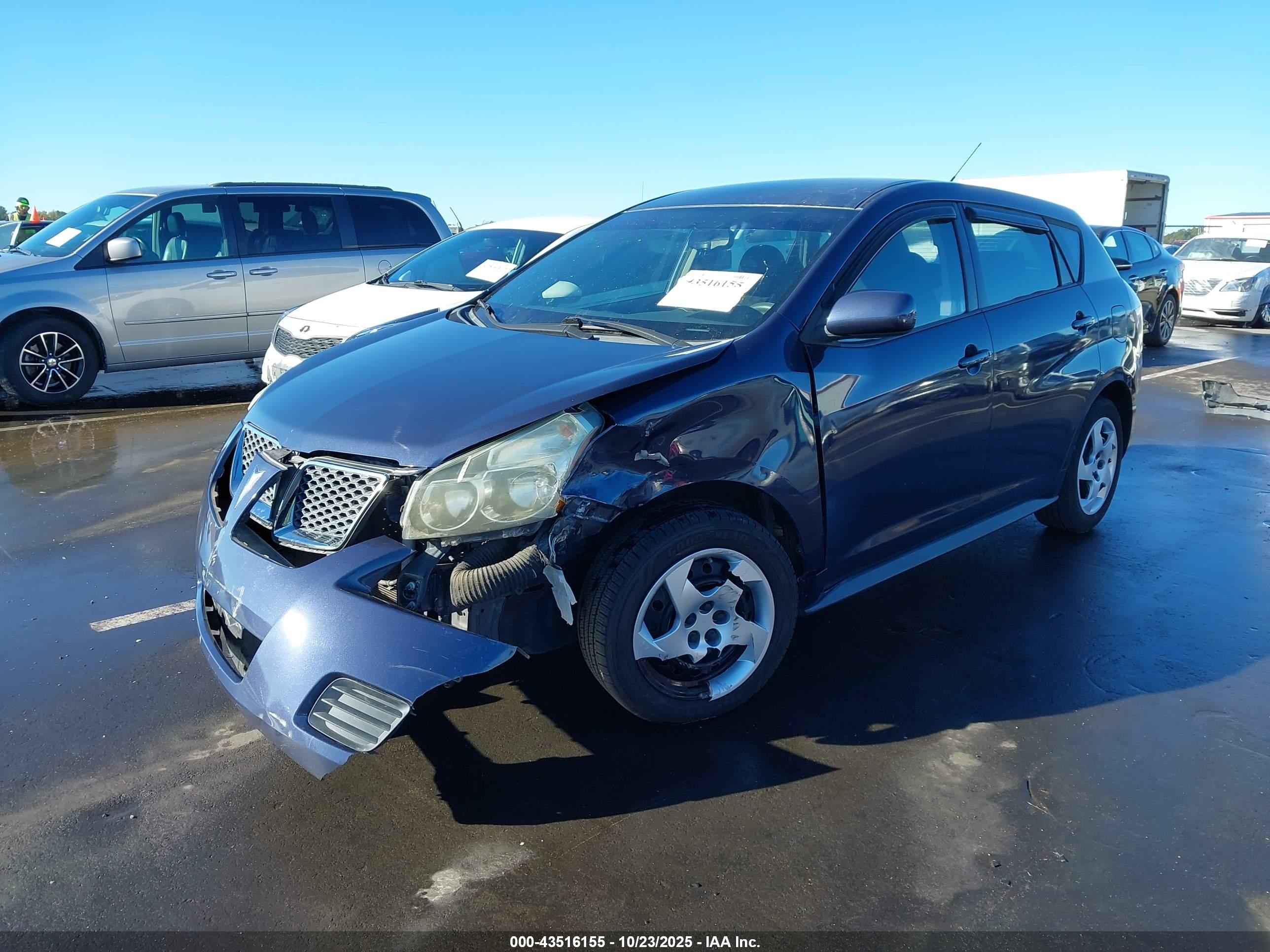 PONTIAC VIBE image 2