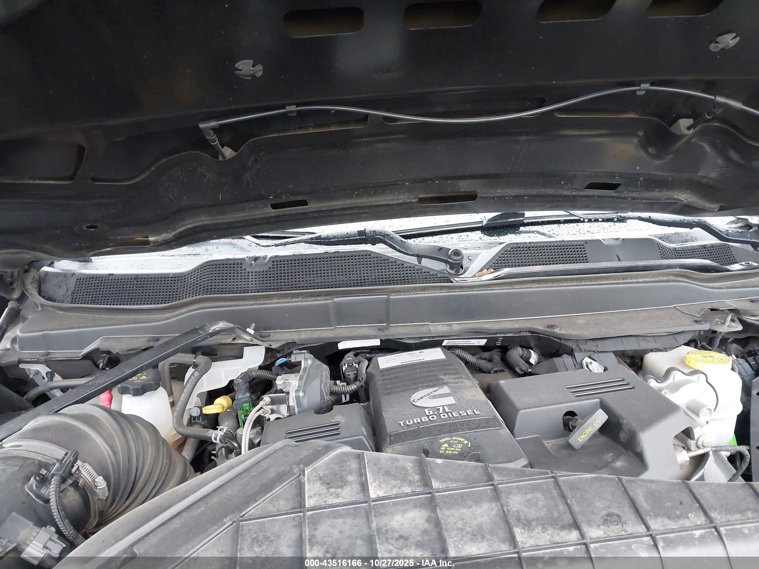 RAM 2500 image 10