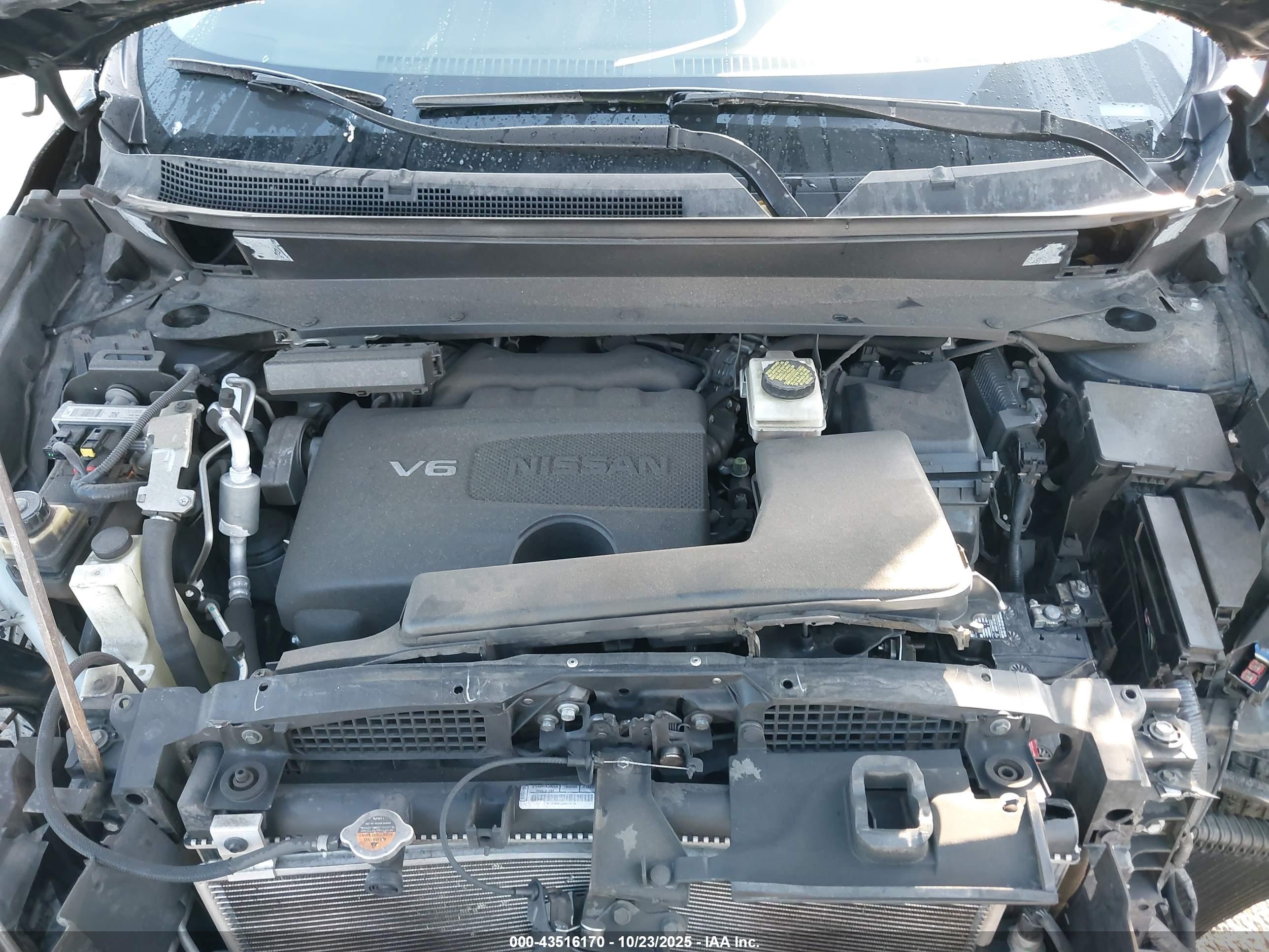 NISSAN PATHFINDER image 10