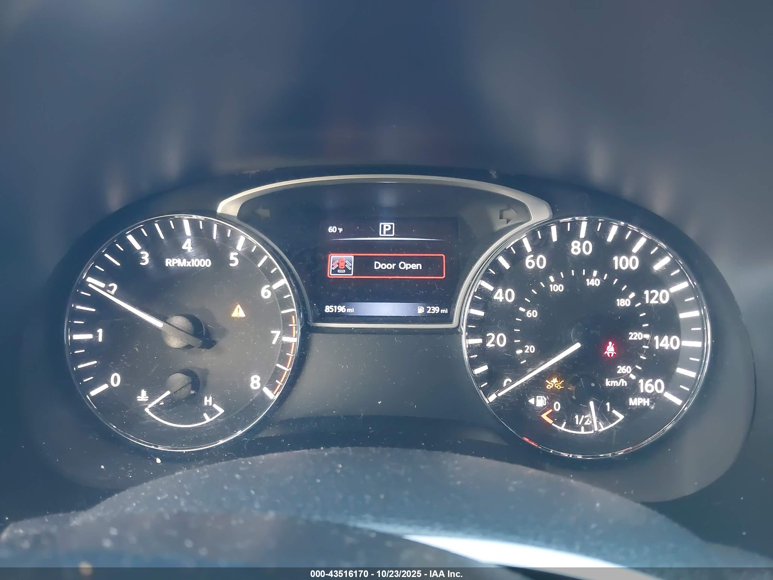 NISSAN PATHFINDER image 7