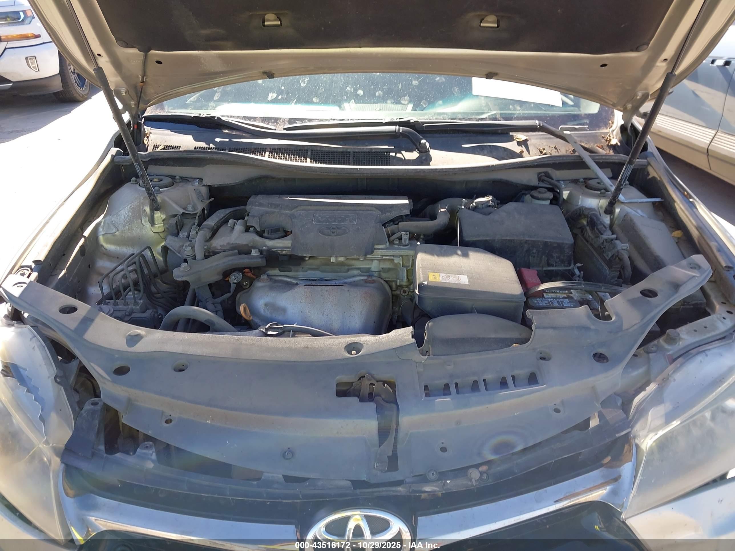 TOYOTA CAMRY image 10