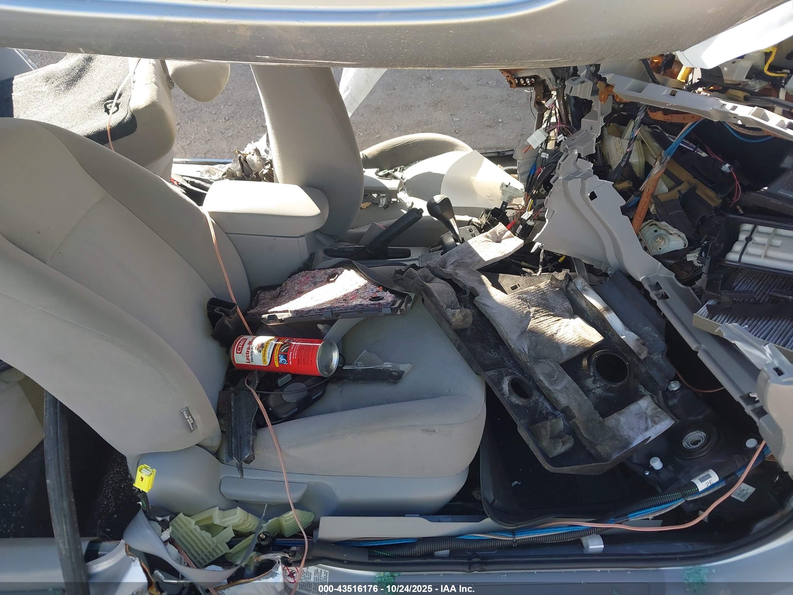 TOYOTA COROLLA image 5