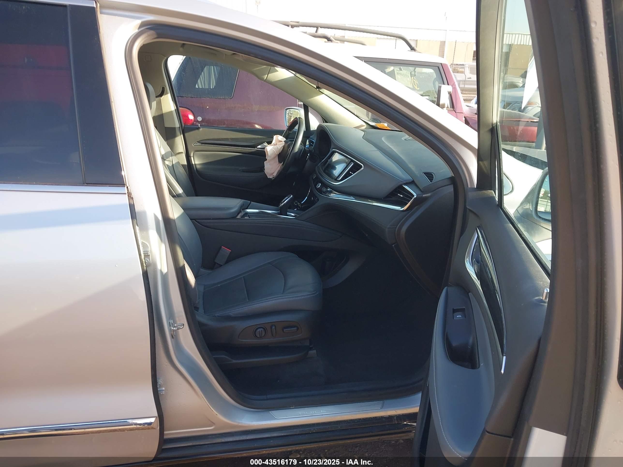 BUICK ENCLAVE image 5