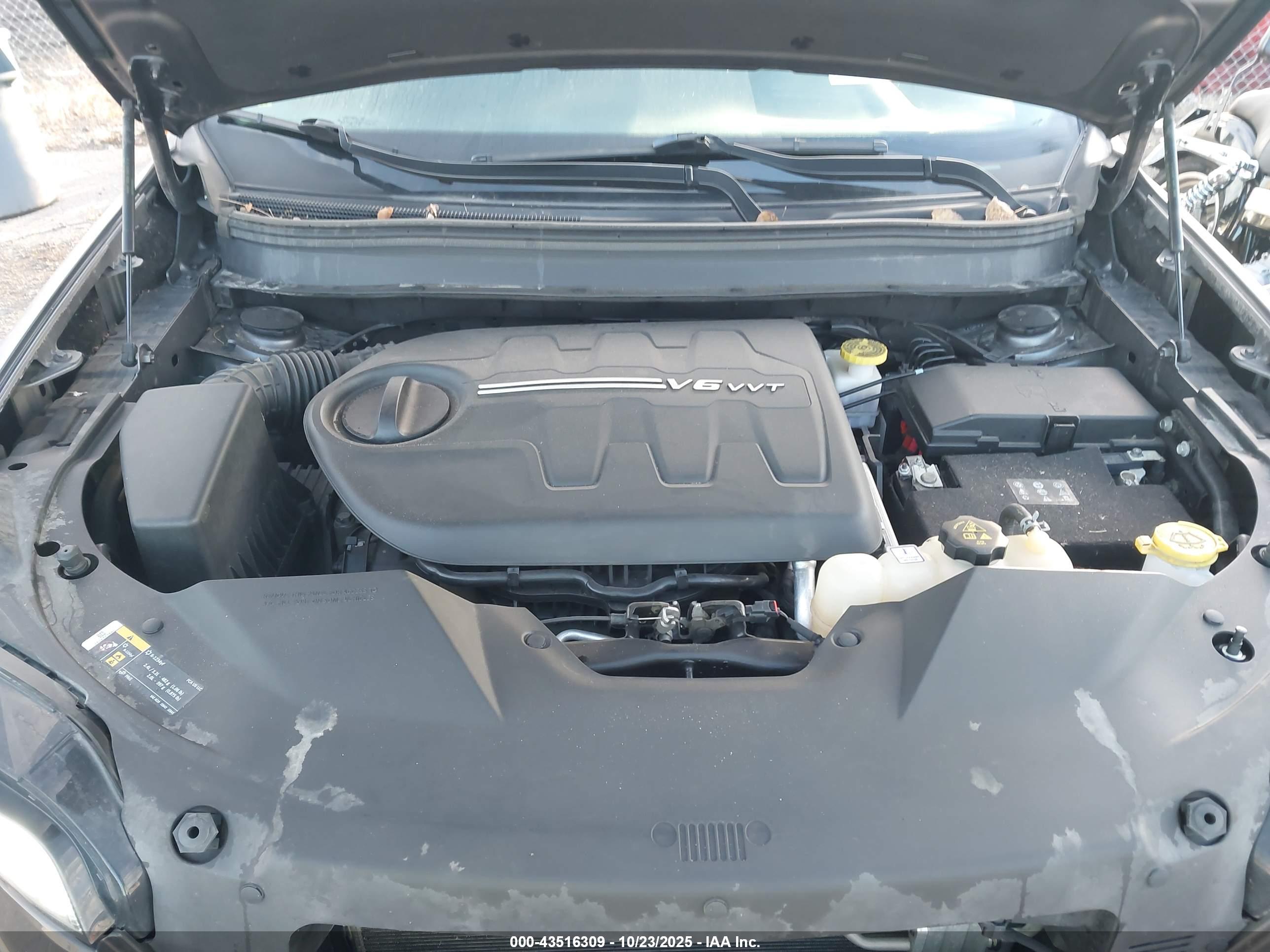 JEEP CHEROKEE image 10
