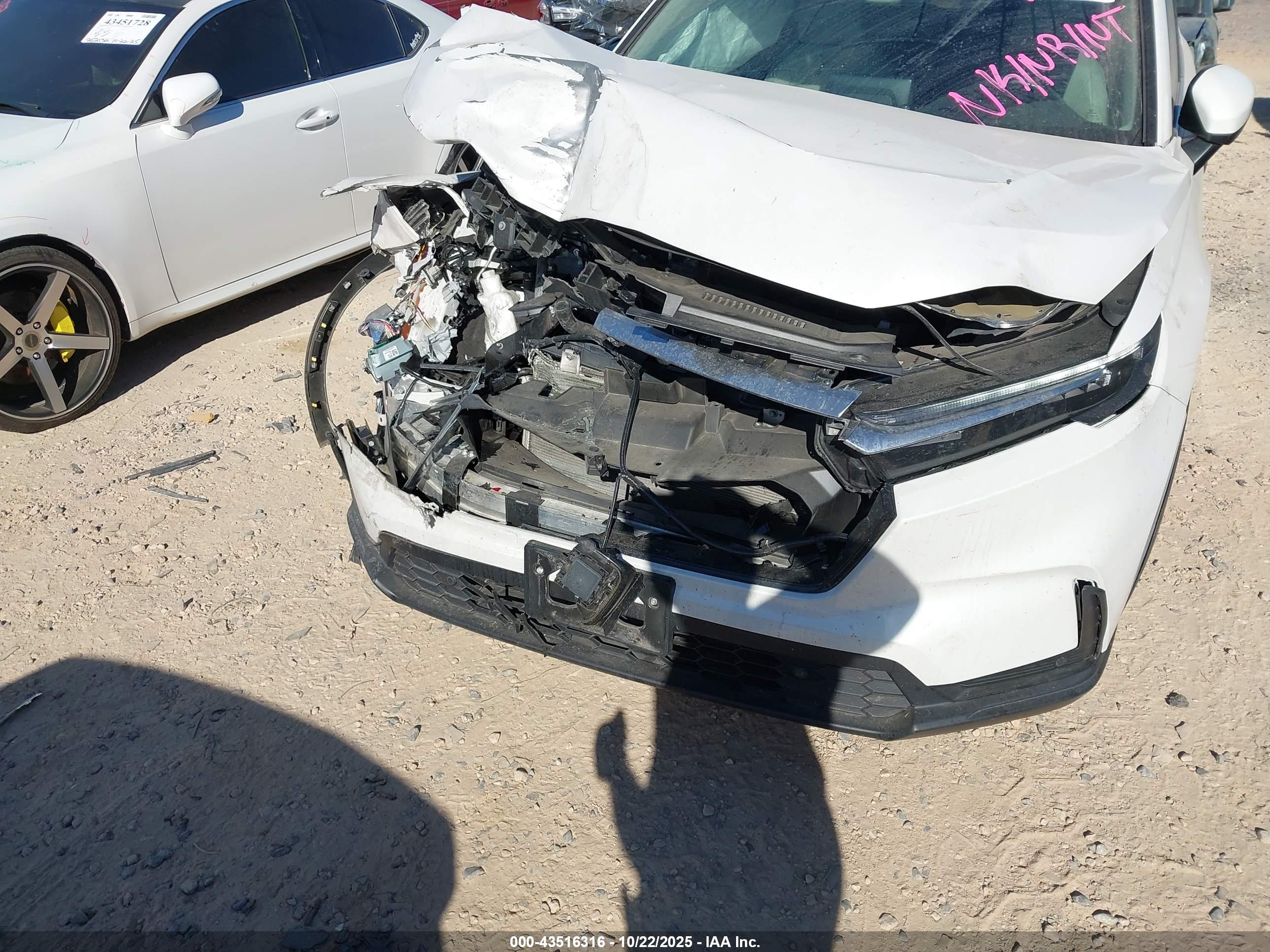 HONDA CR-V image 6