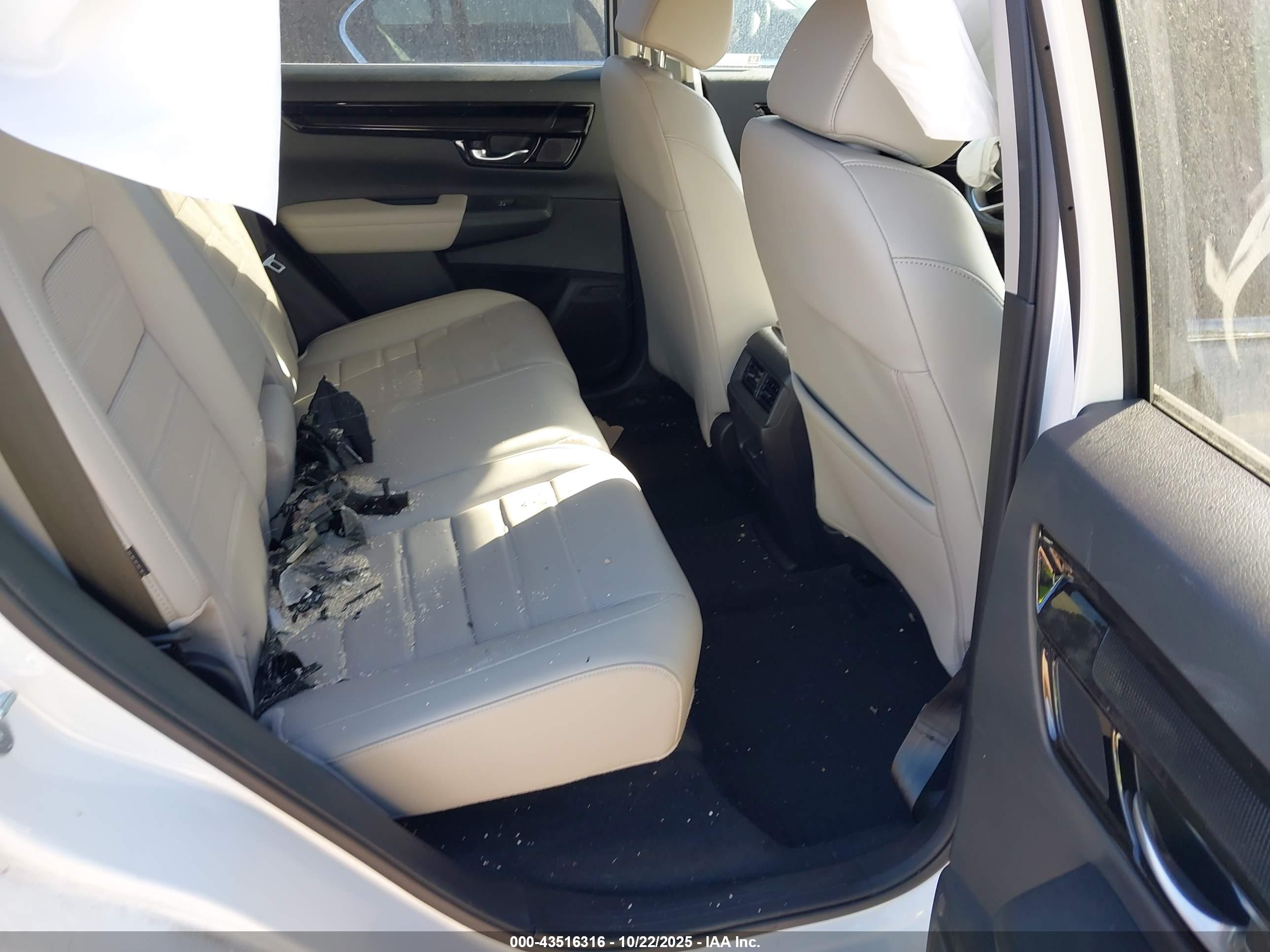HONDA CR-V image 8