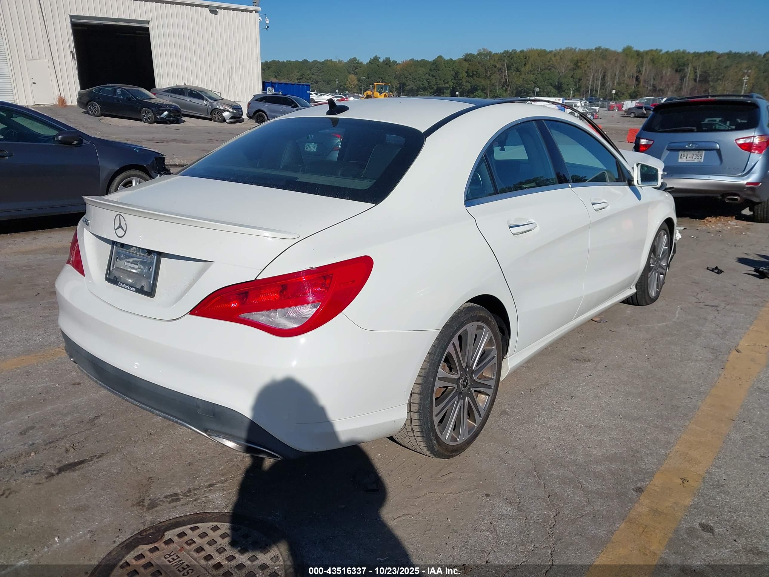 MERCEDES-BENZ CLA image 4