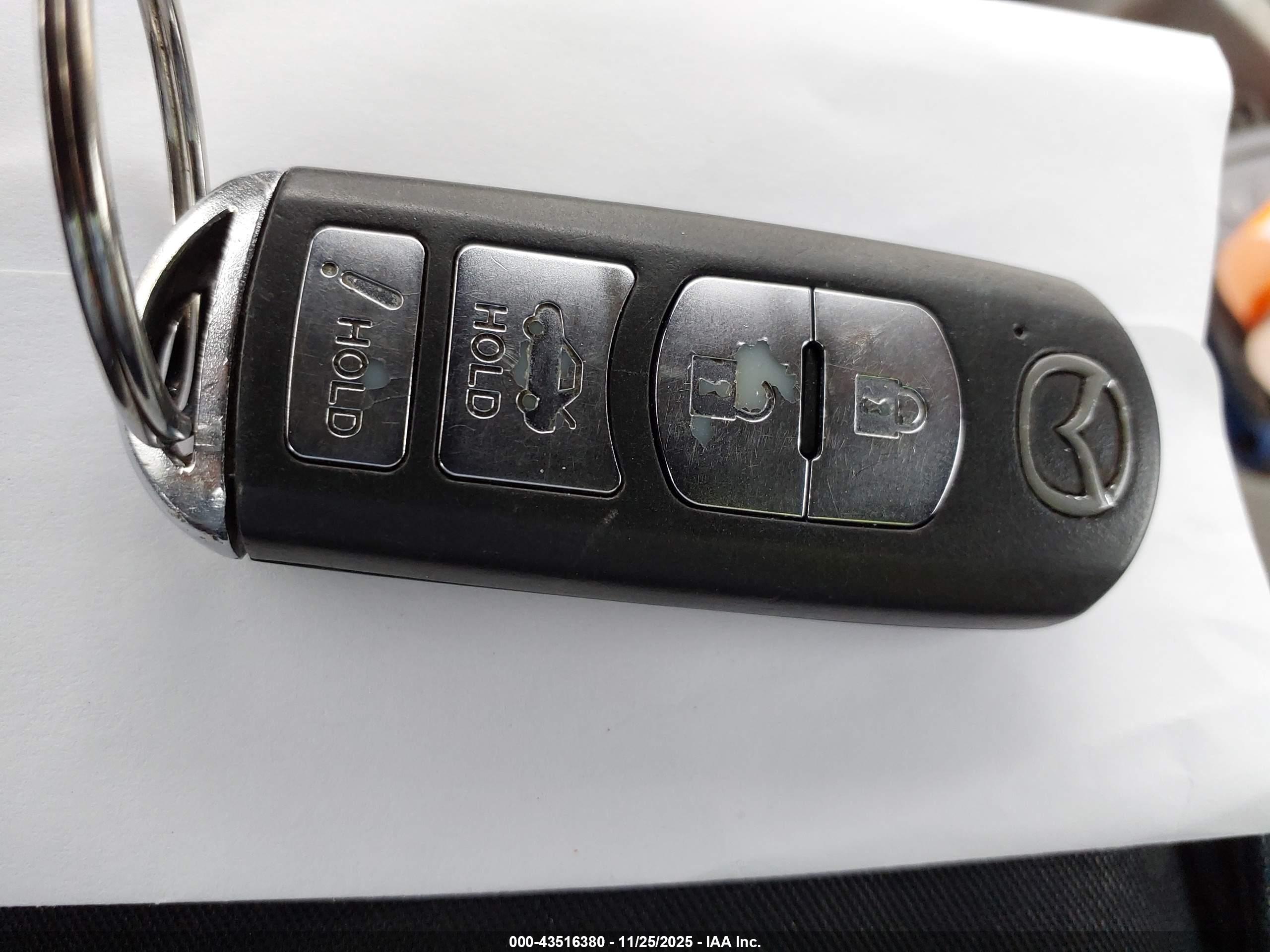 MAZDA MAZDA6 image 11