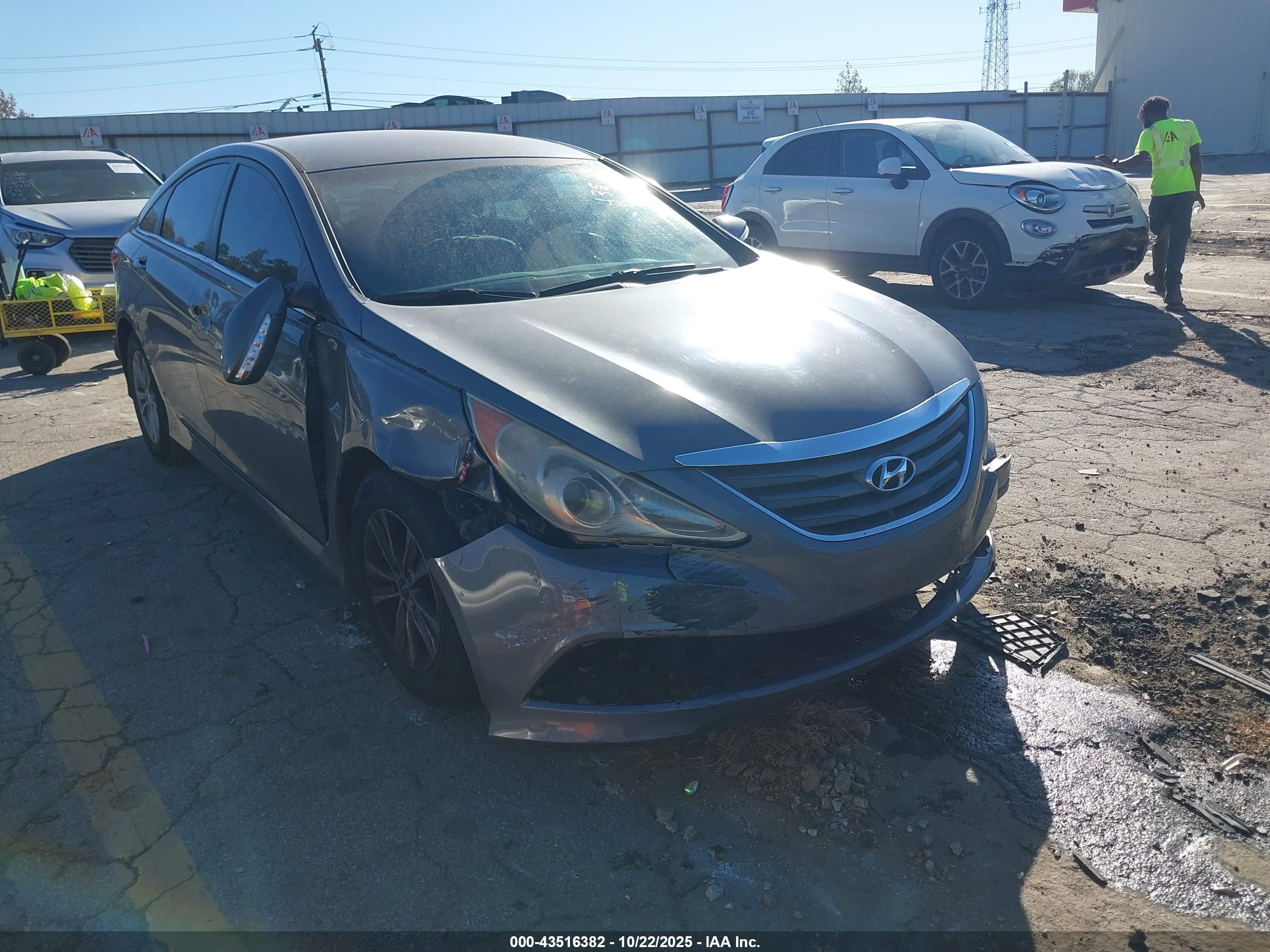 HYUNDAI SONATA image 6