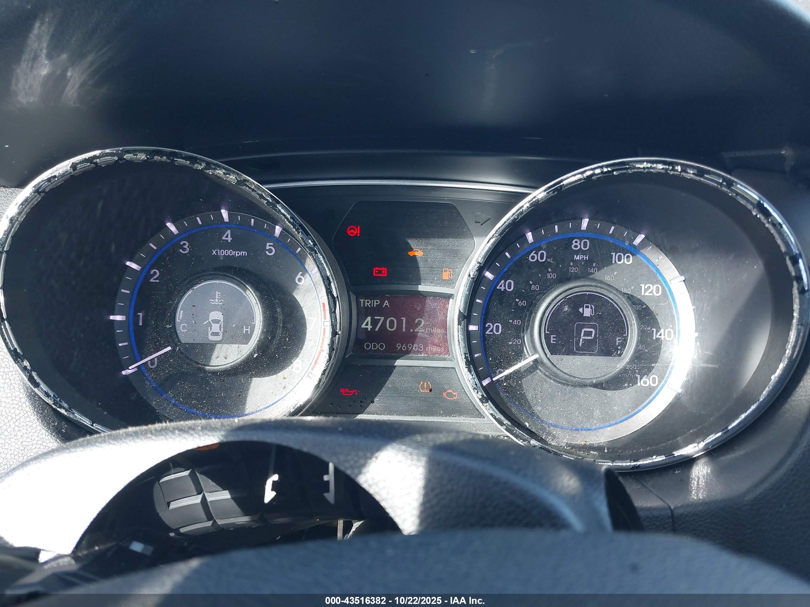 HYUNDAI SONATA image 7