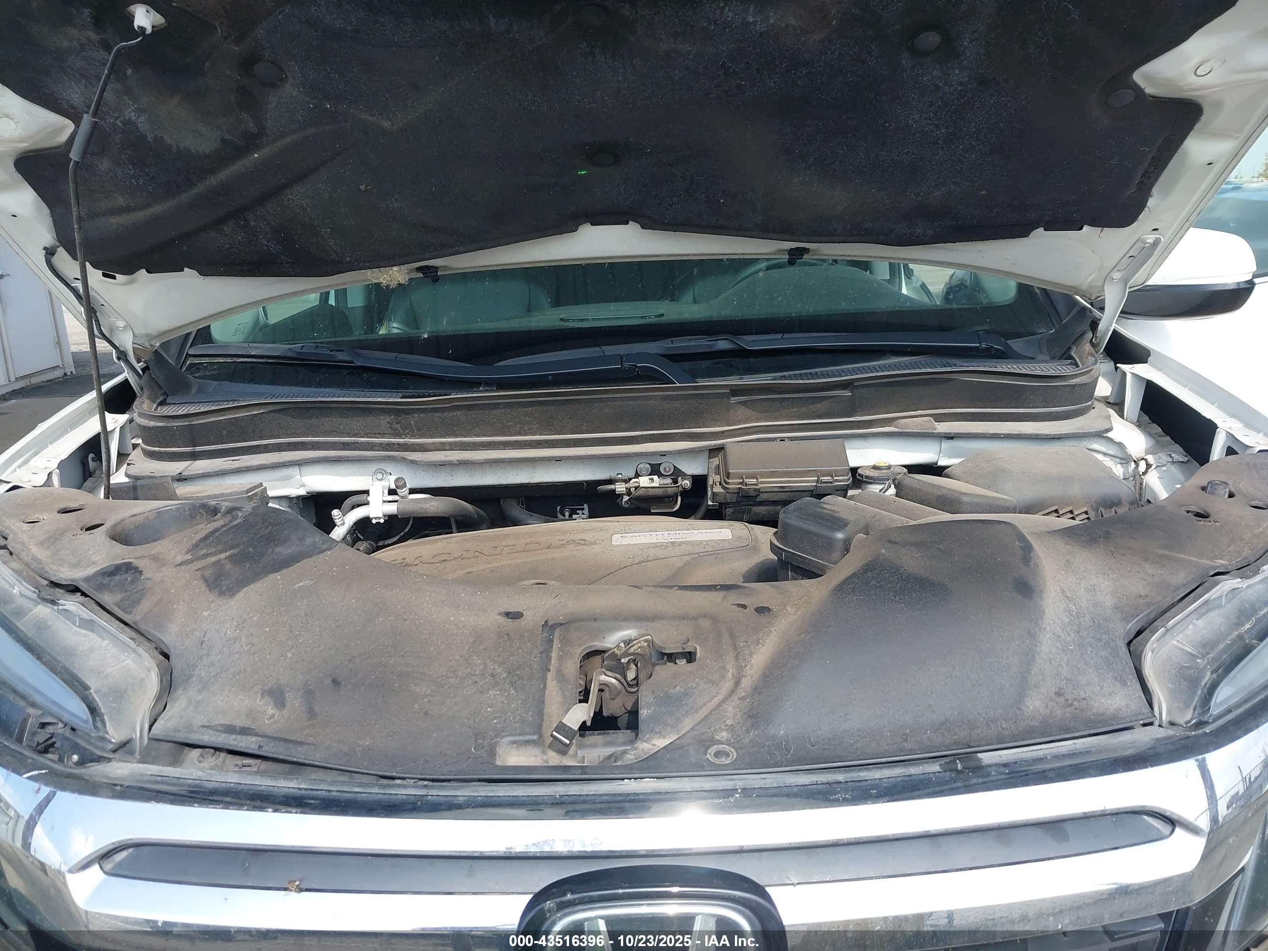 HONDA RIDGELINE image 10