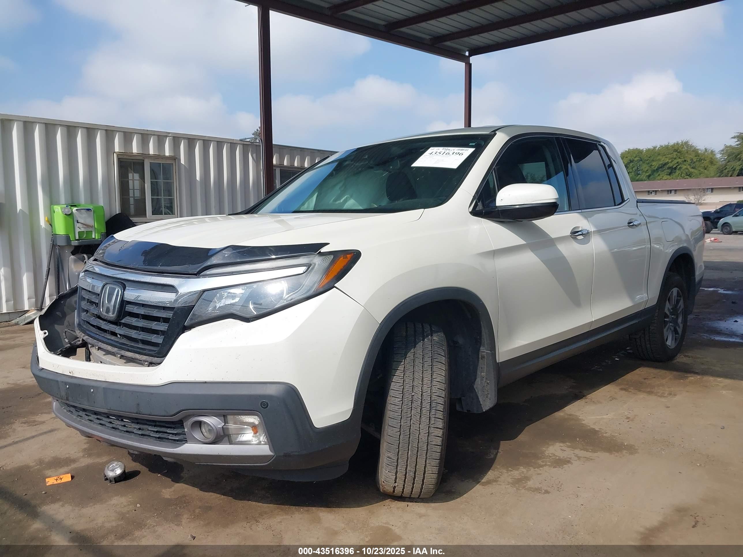 HONDA RIDGELINE image 2