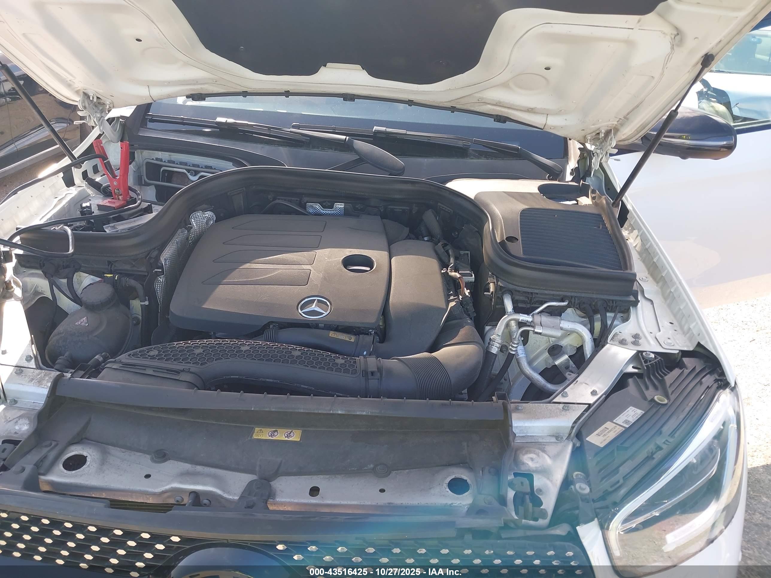 MERCEDES-BENZ GLC image 10