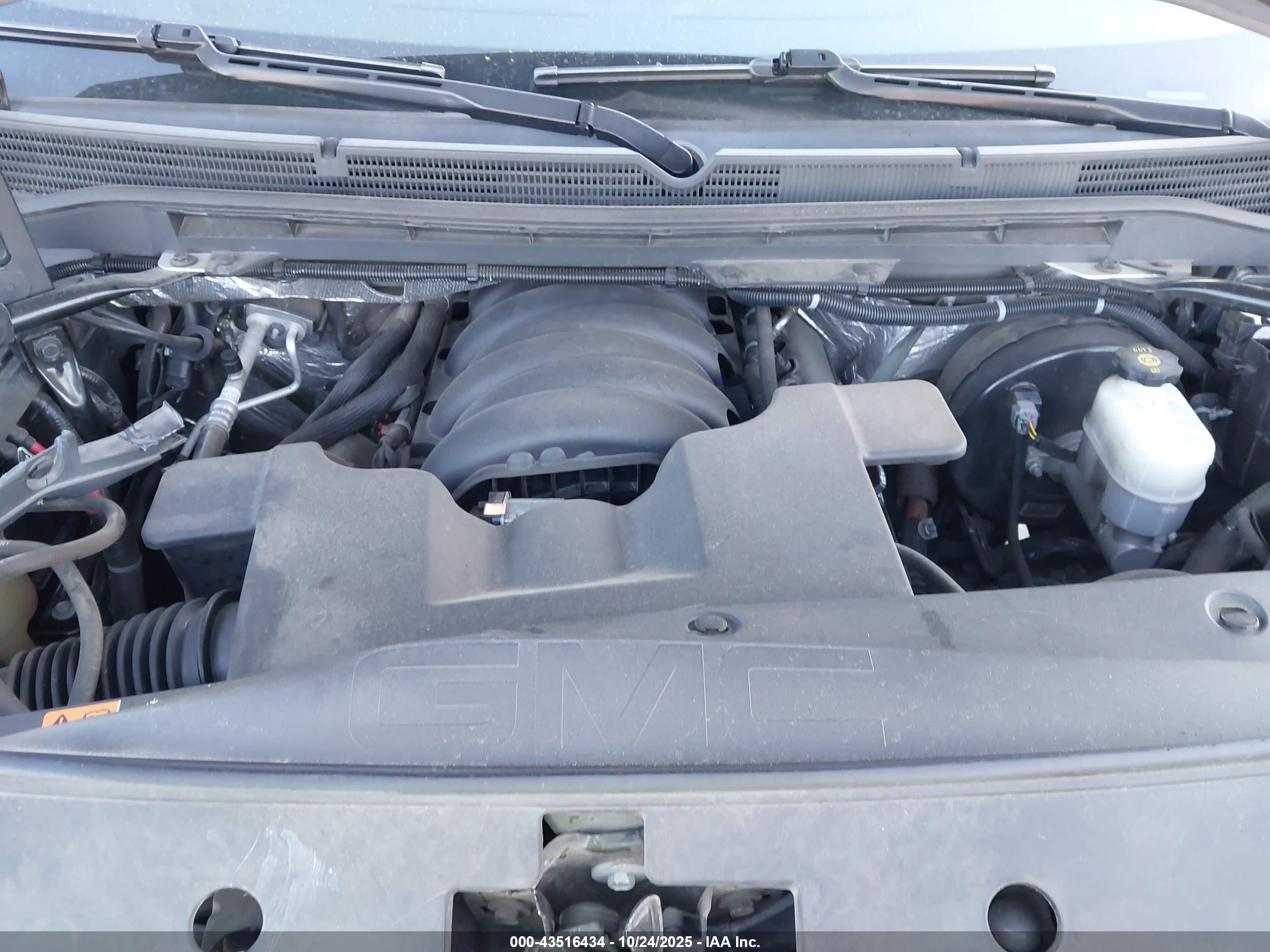 GMC SIERRA image 10