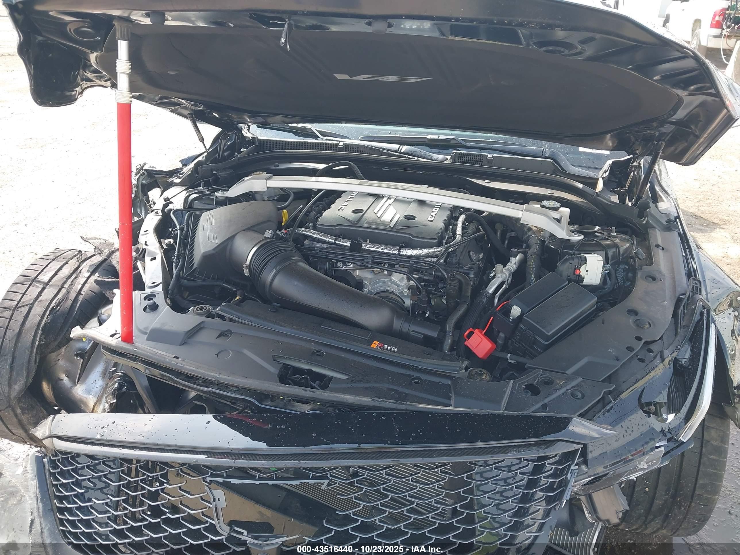 CADILLAC CT5-V image 10