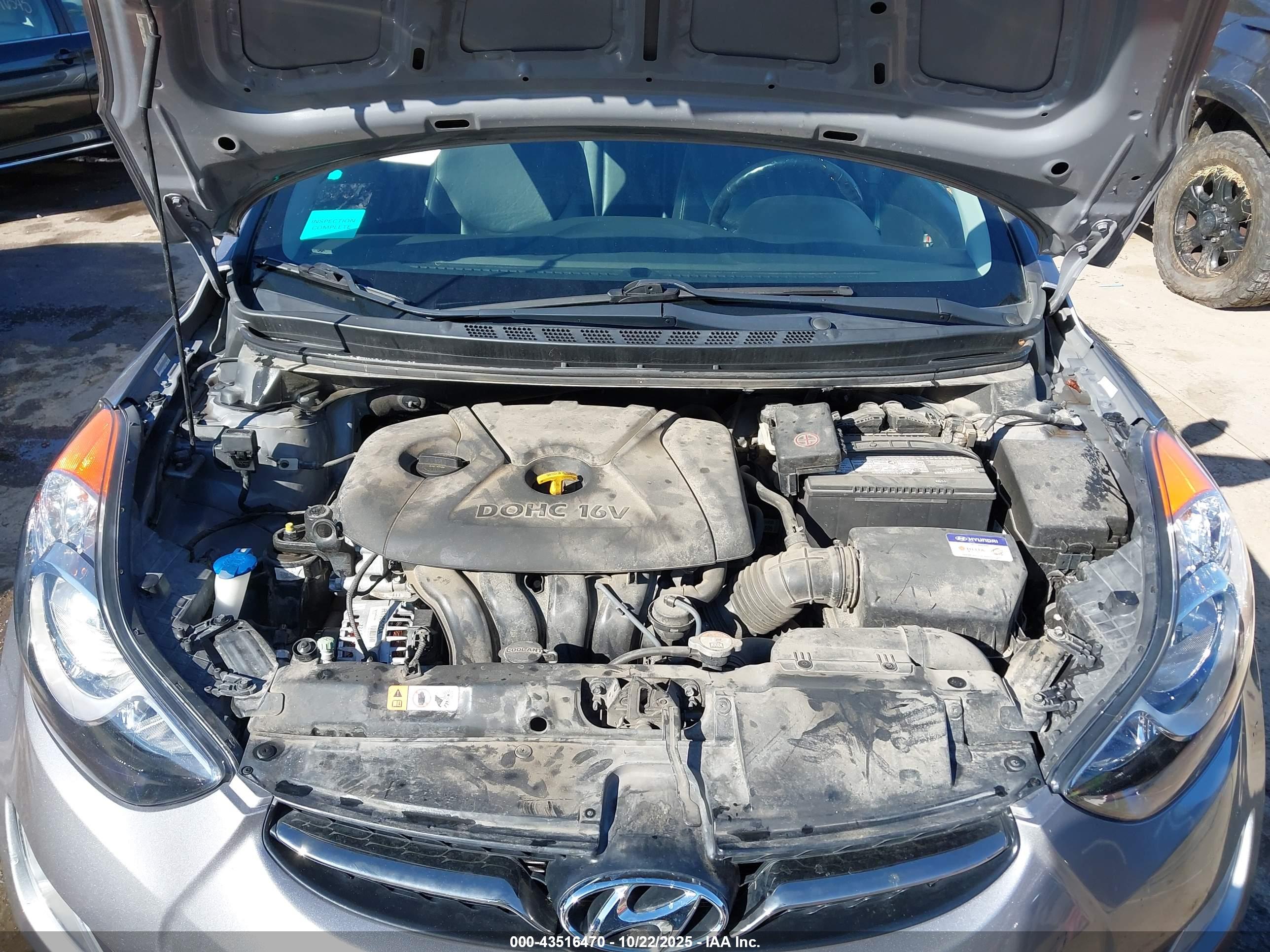 HYUNDAI ELANTRA image 10