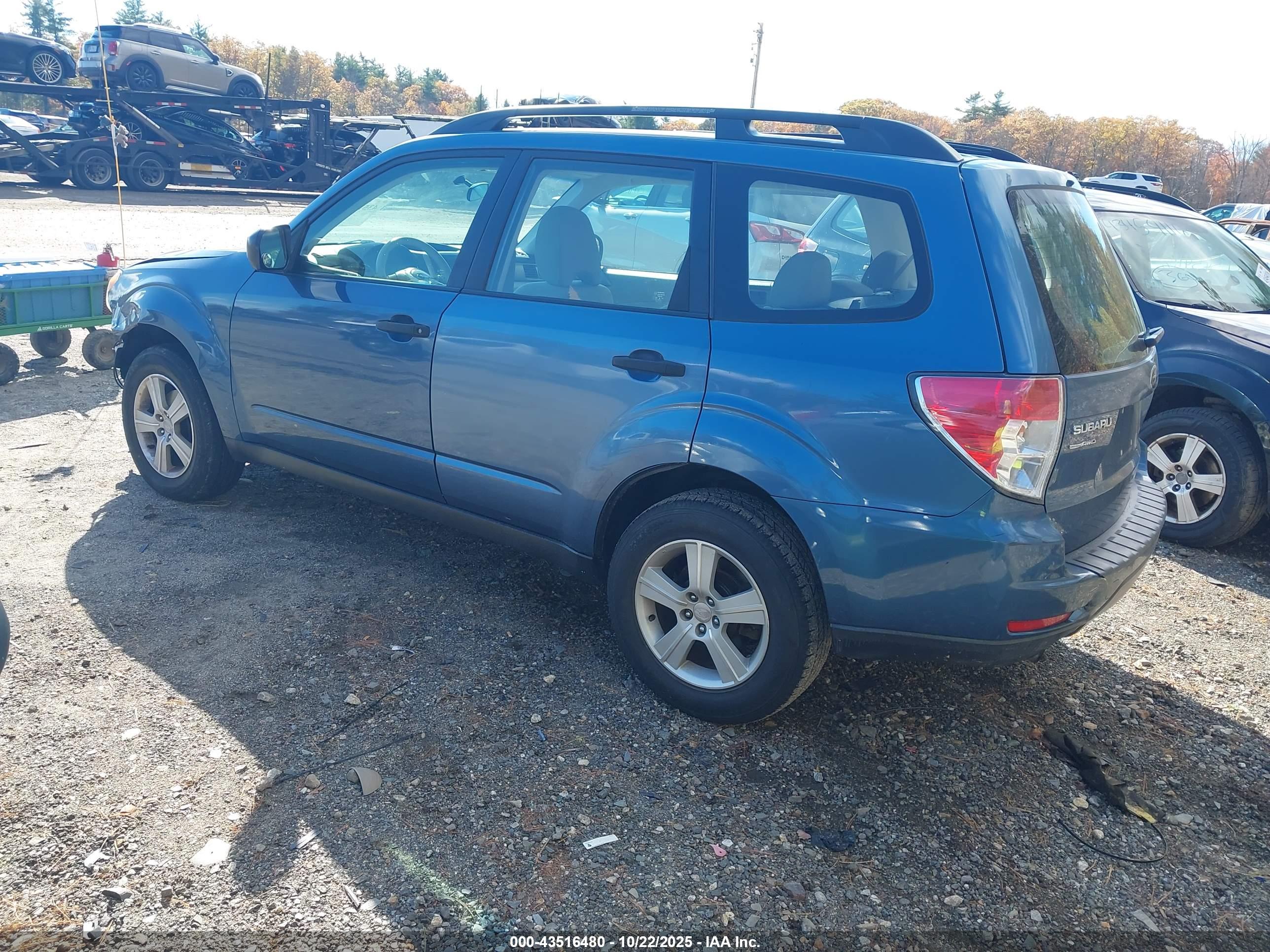 SUBARU FORESTER image 3