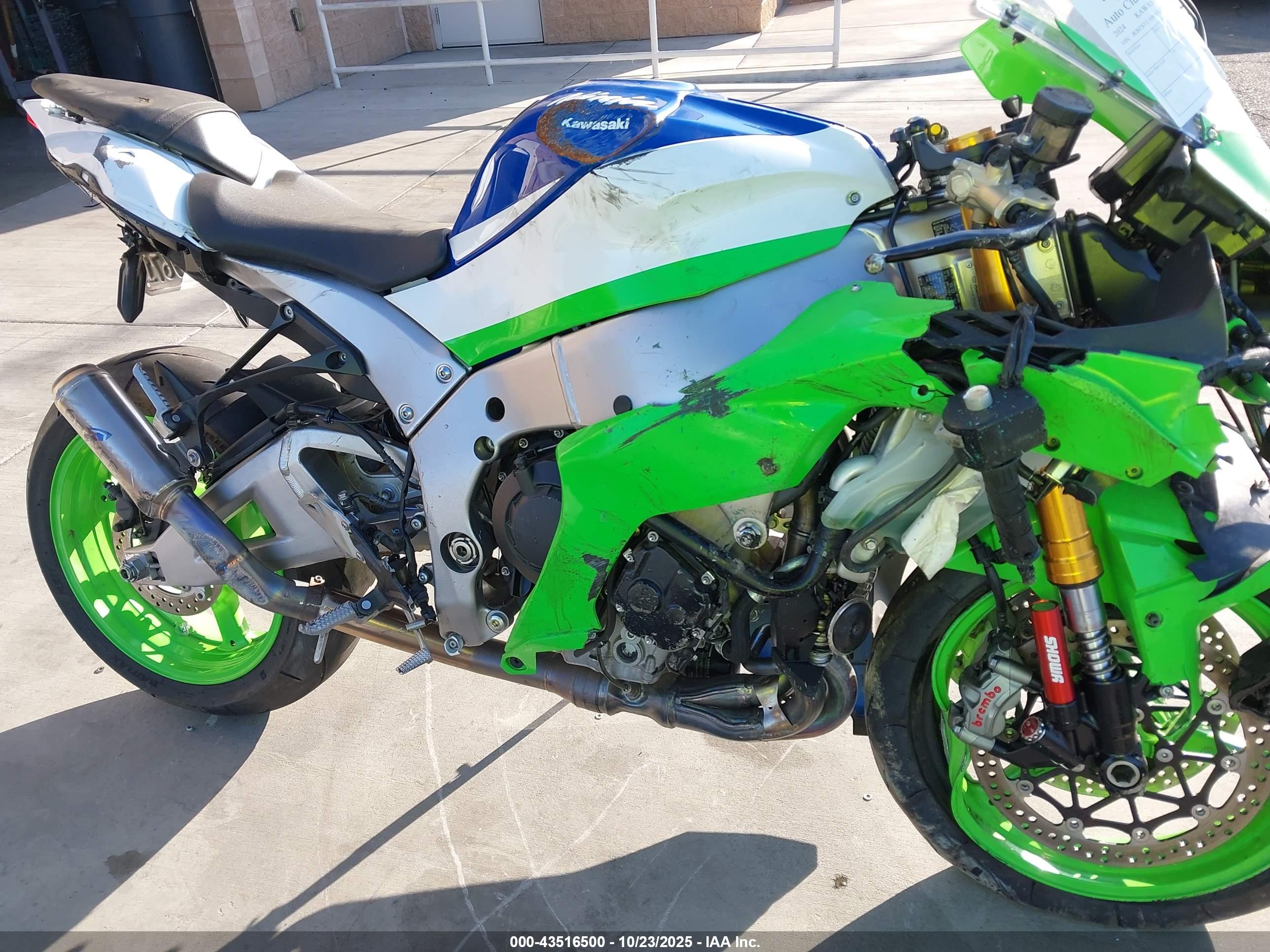 KAWASAKI ZX1002 image 8