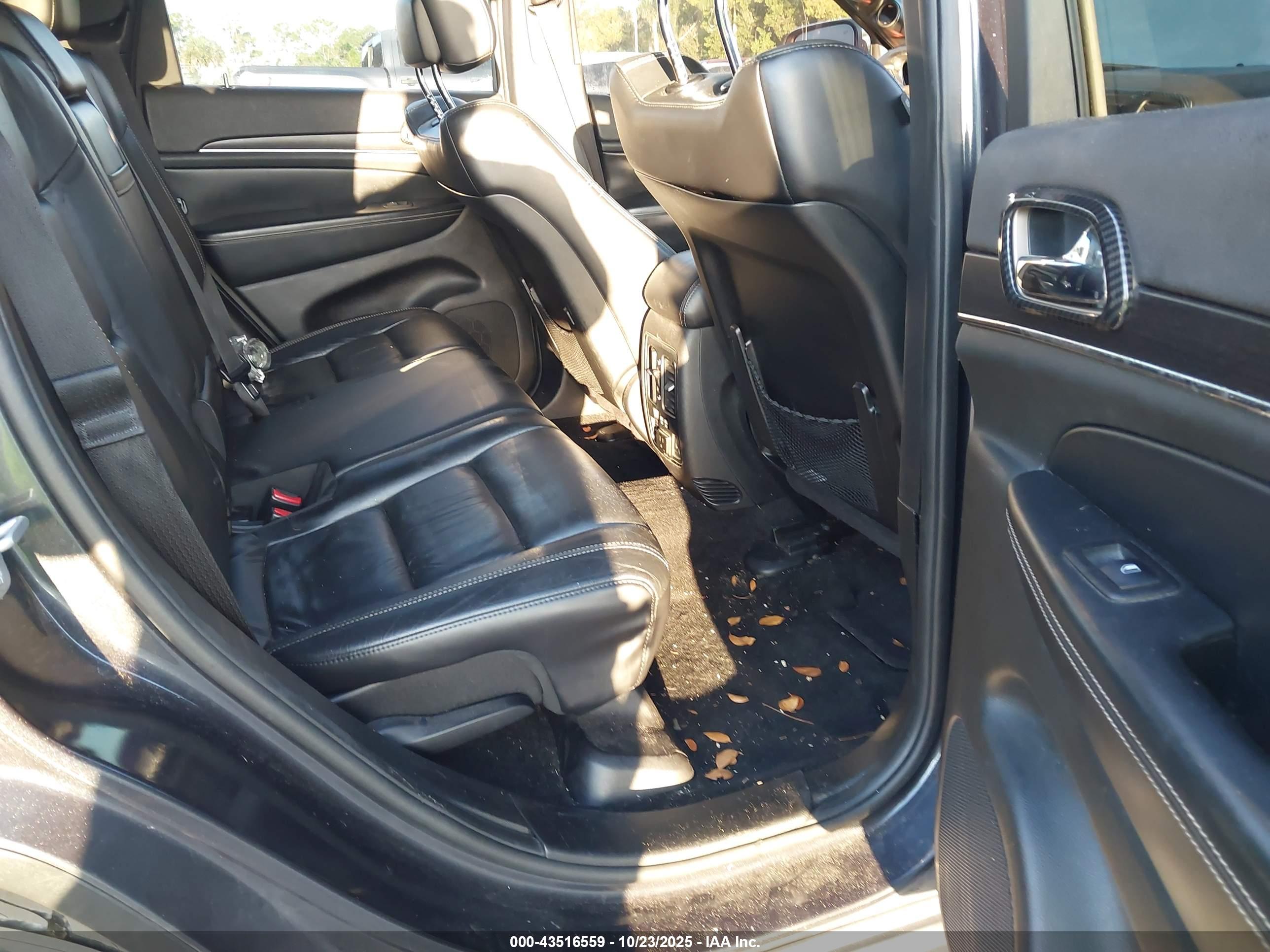 JEEP GRAND image 8