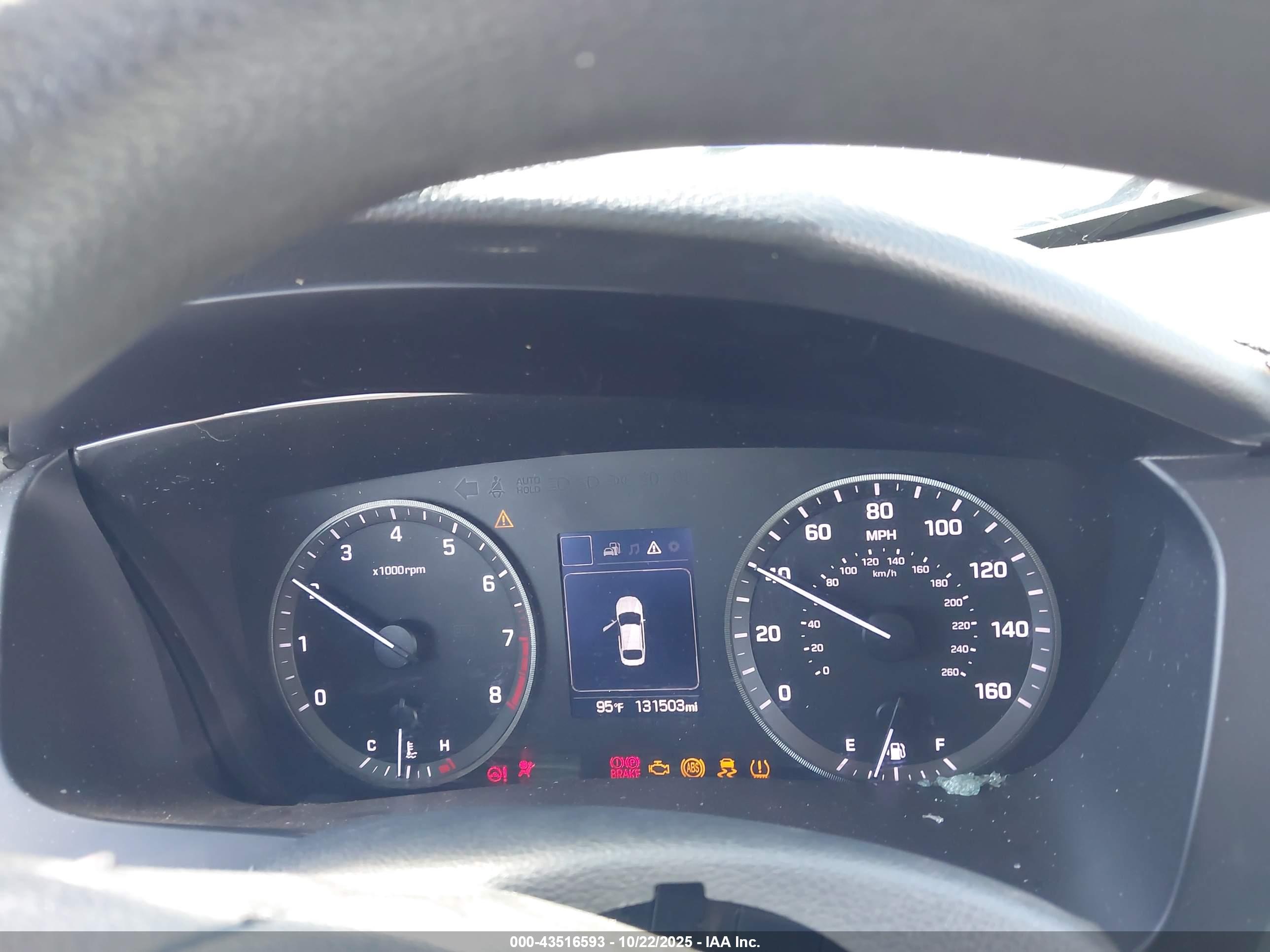 HYUNDAI SONATA image 7