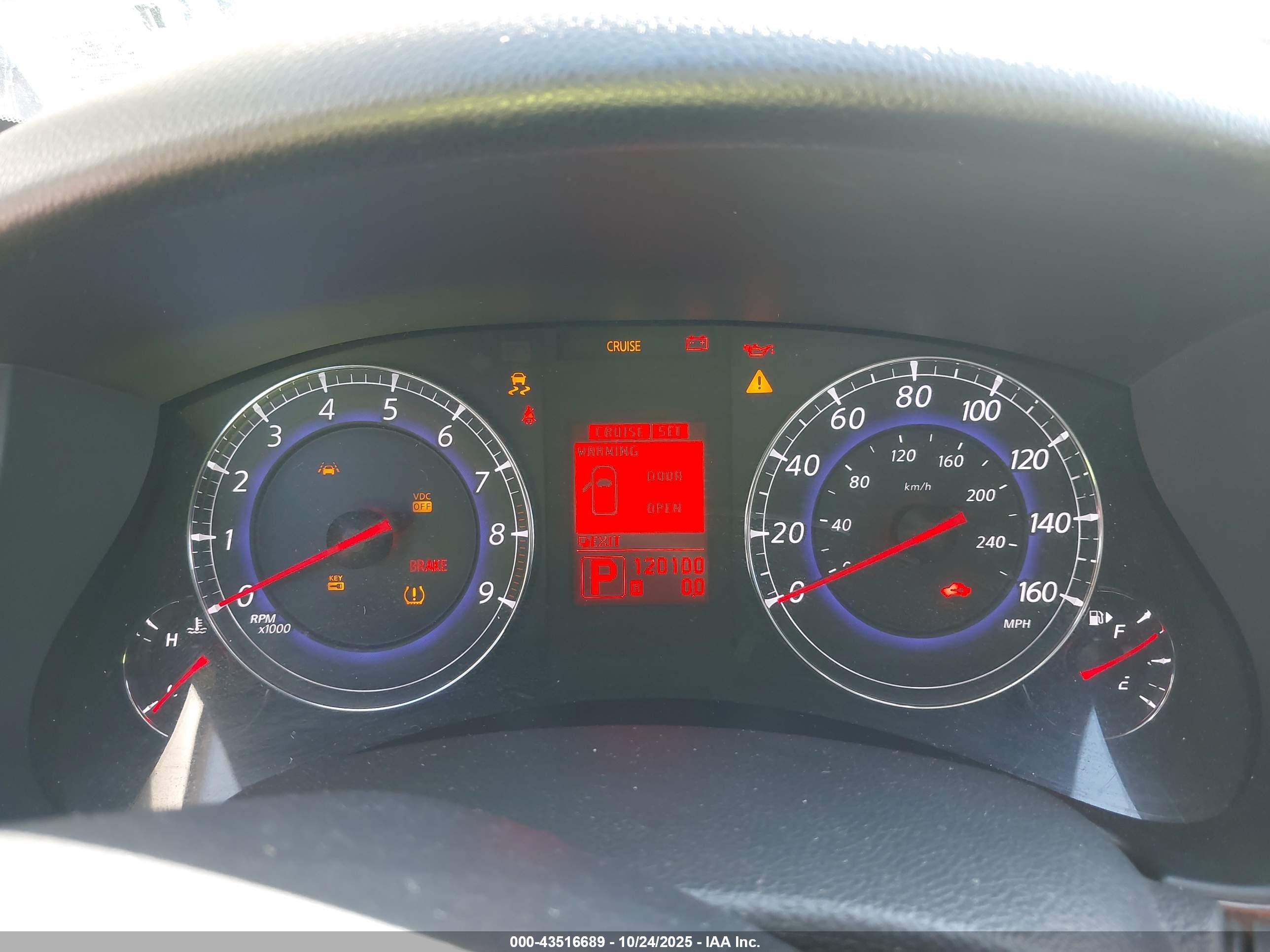 INFINITI EX35 image 7