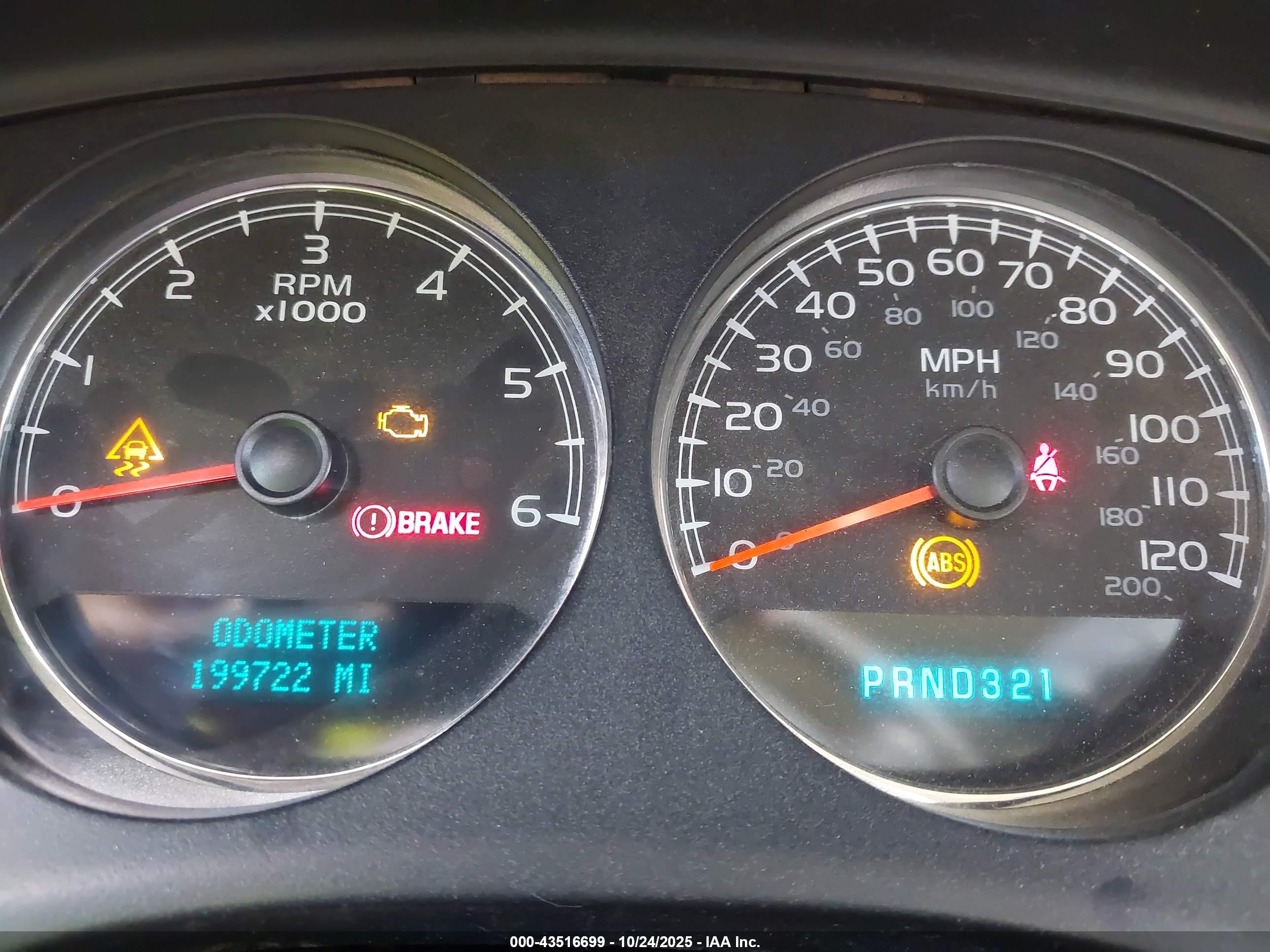 GMC SIERRA image 7