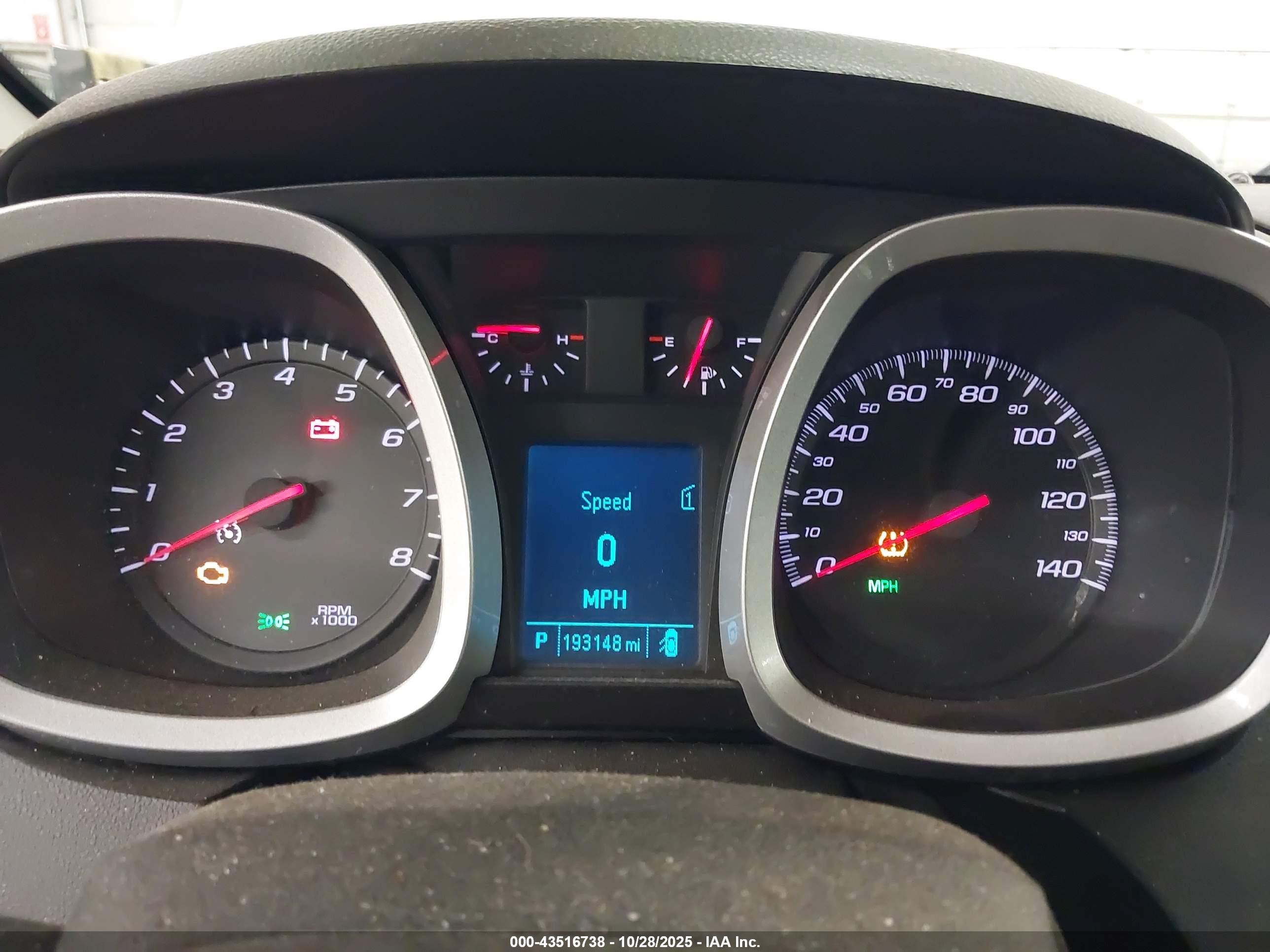 CHEVROLET EQUINOX image 7