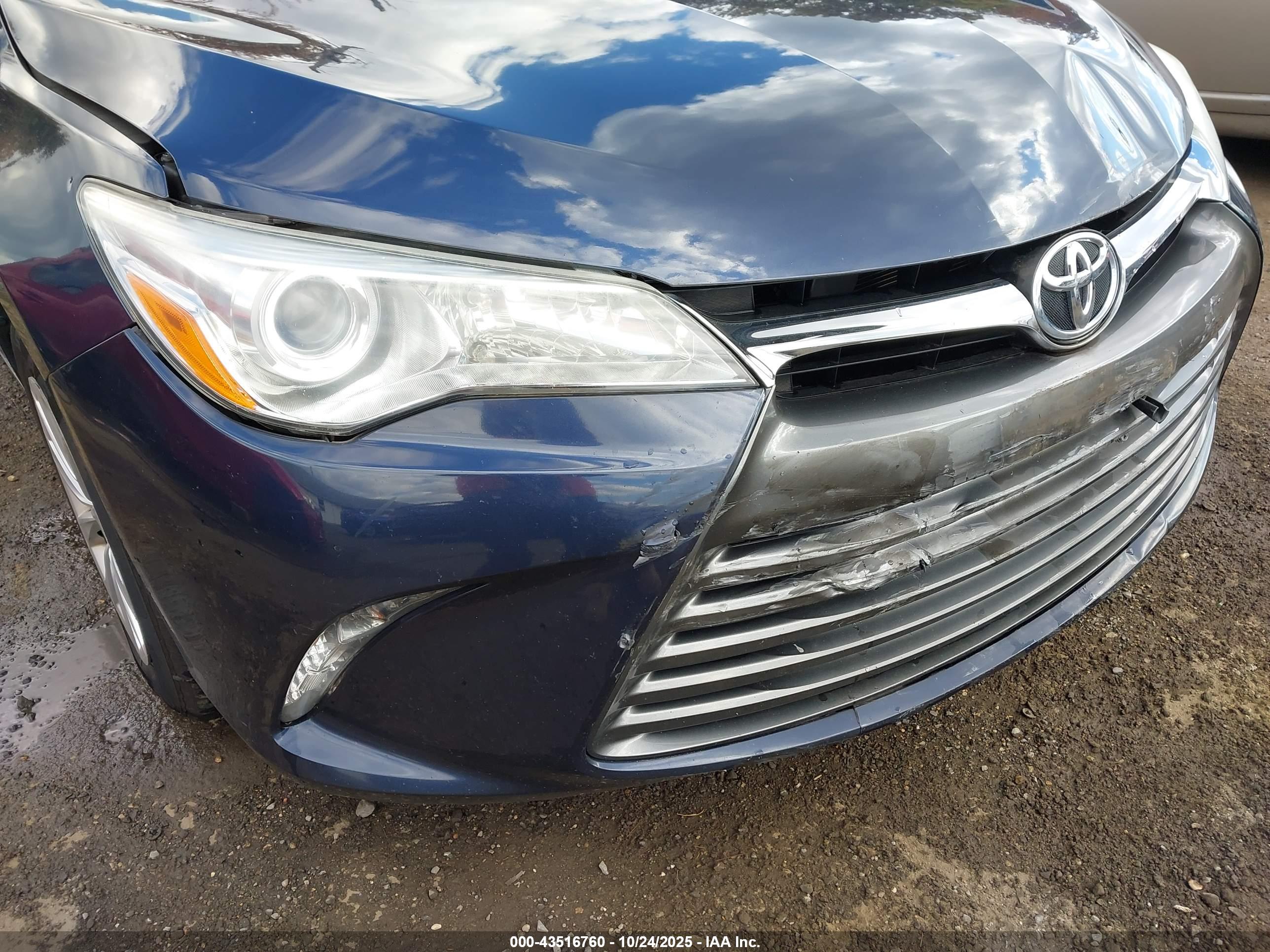 TOYOTA CAMRY image 6