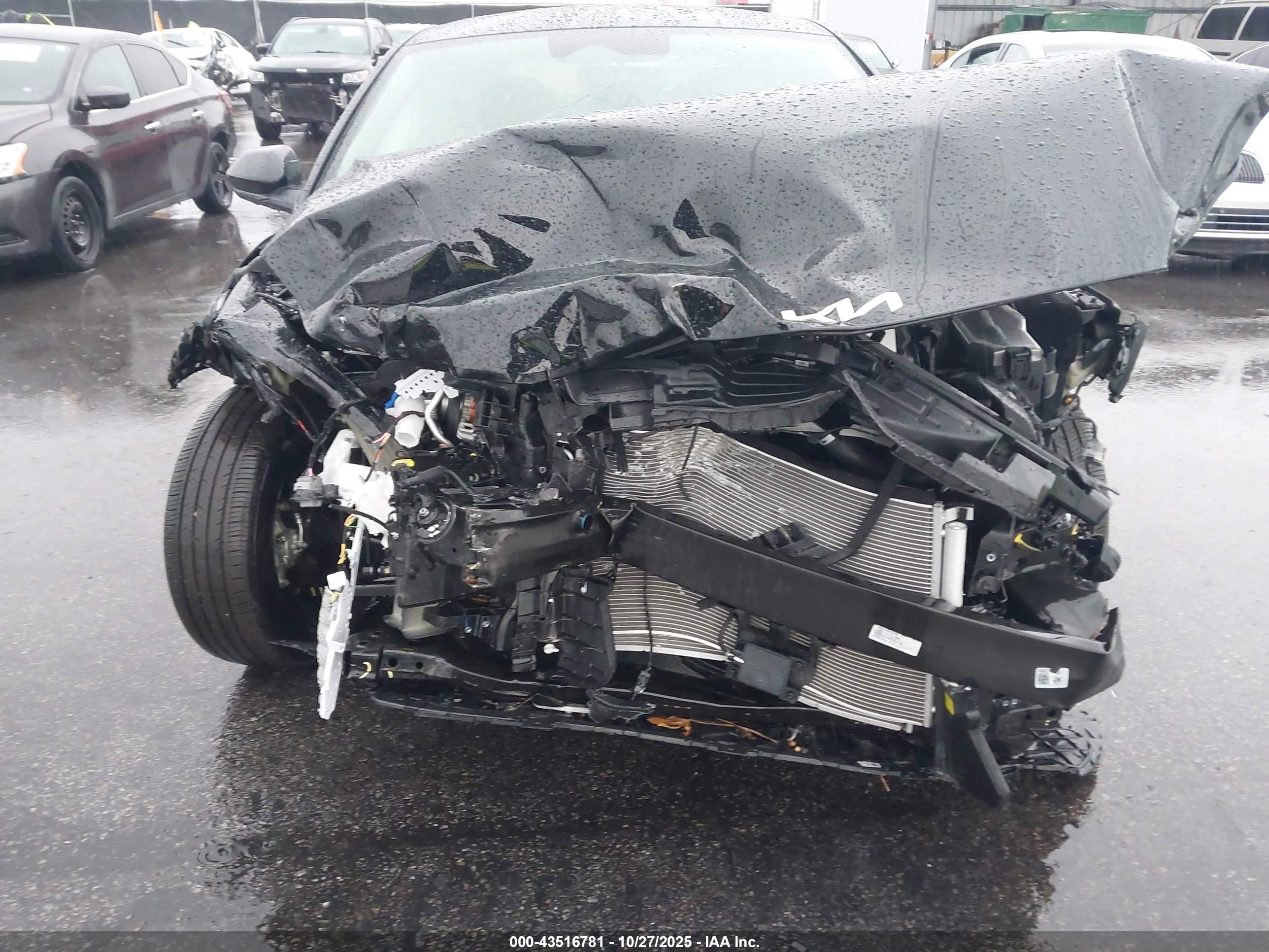 KIA K4 image 6